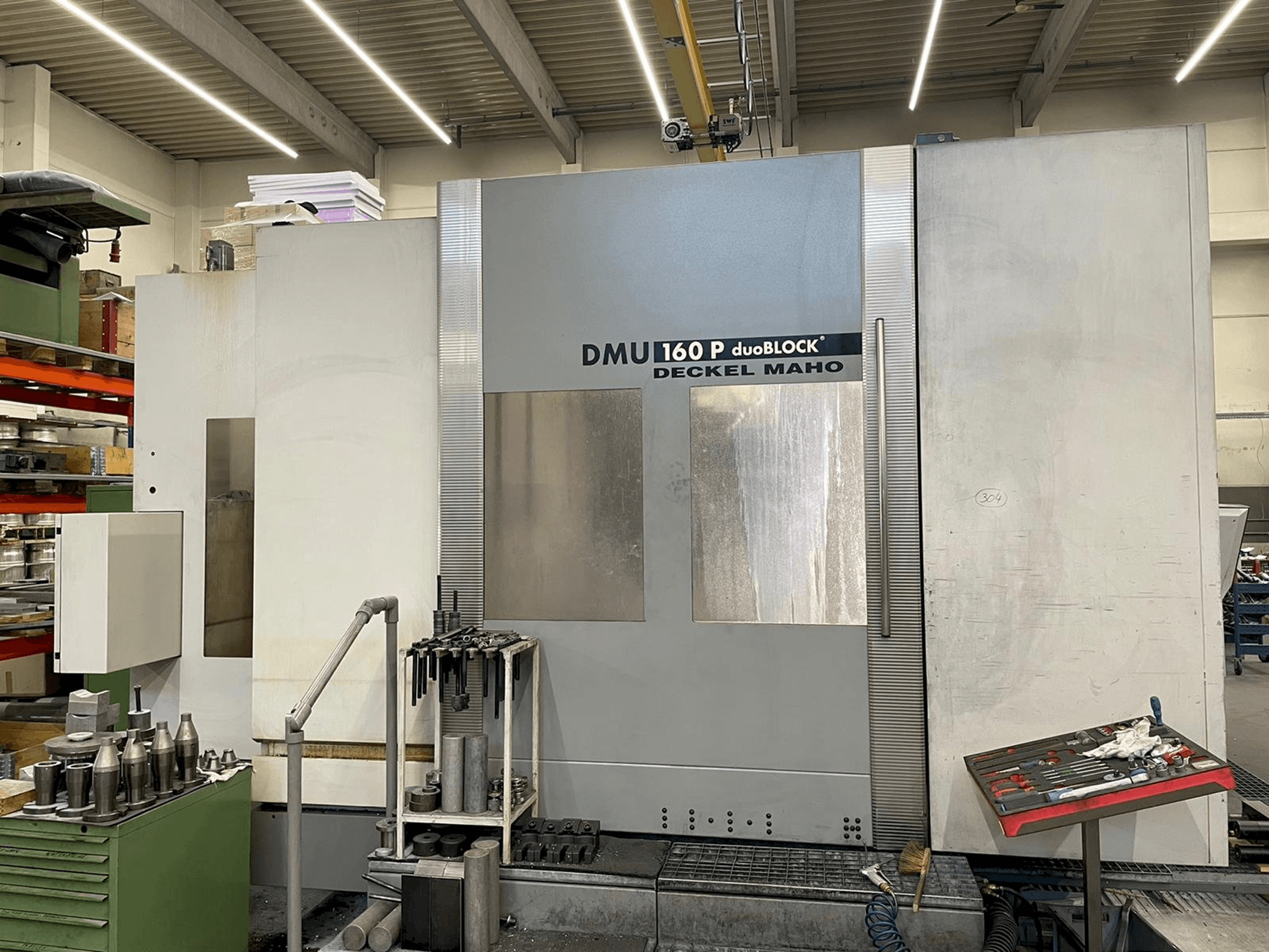 Front view of DECKEL MAHO DMU 160 P duoBLOCK machine