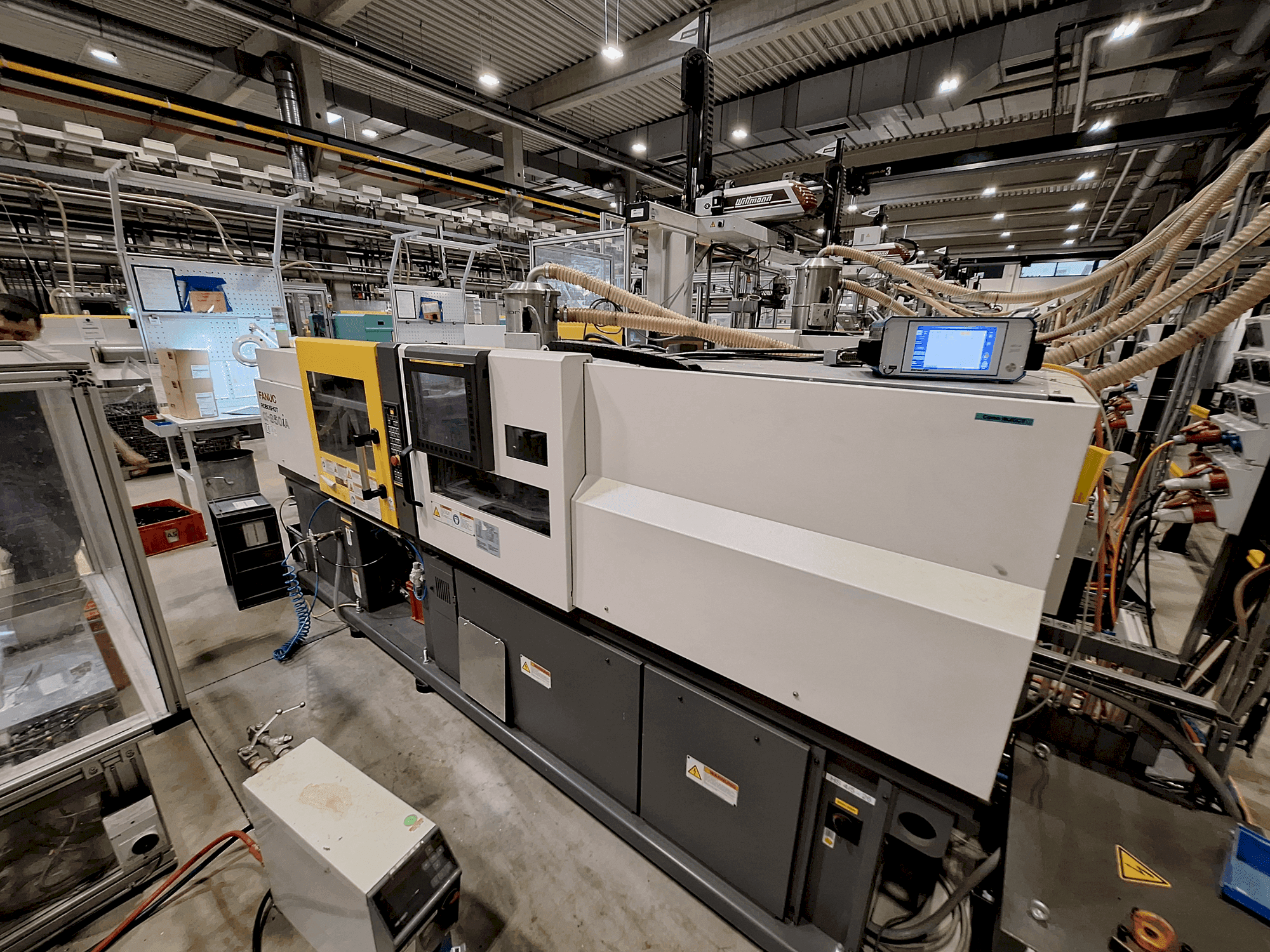 Front view of FANUC Roboshot S50iA machine