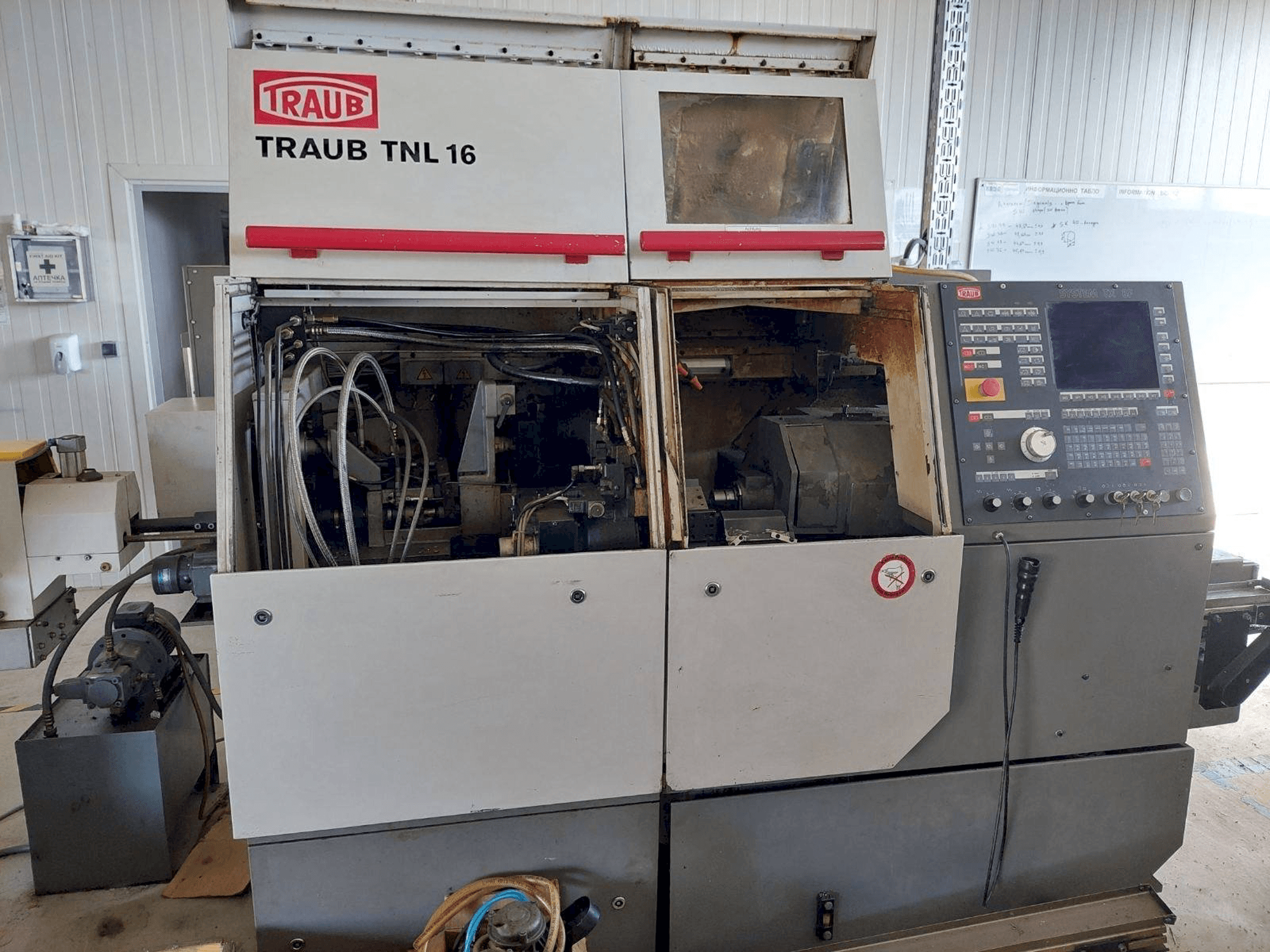 Front view of TRAUB TNL16G-TX8F machine