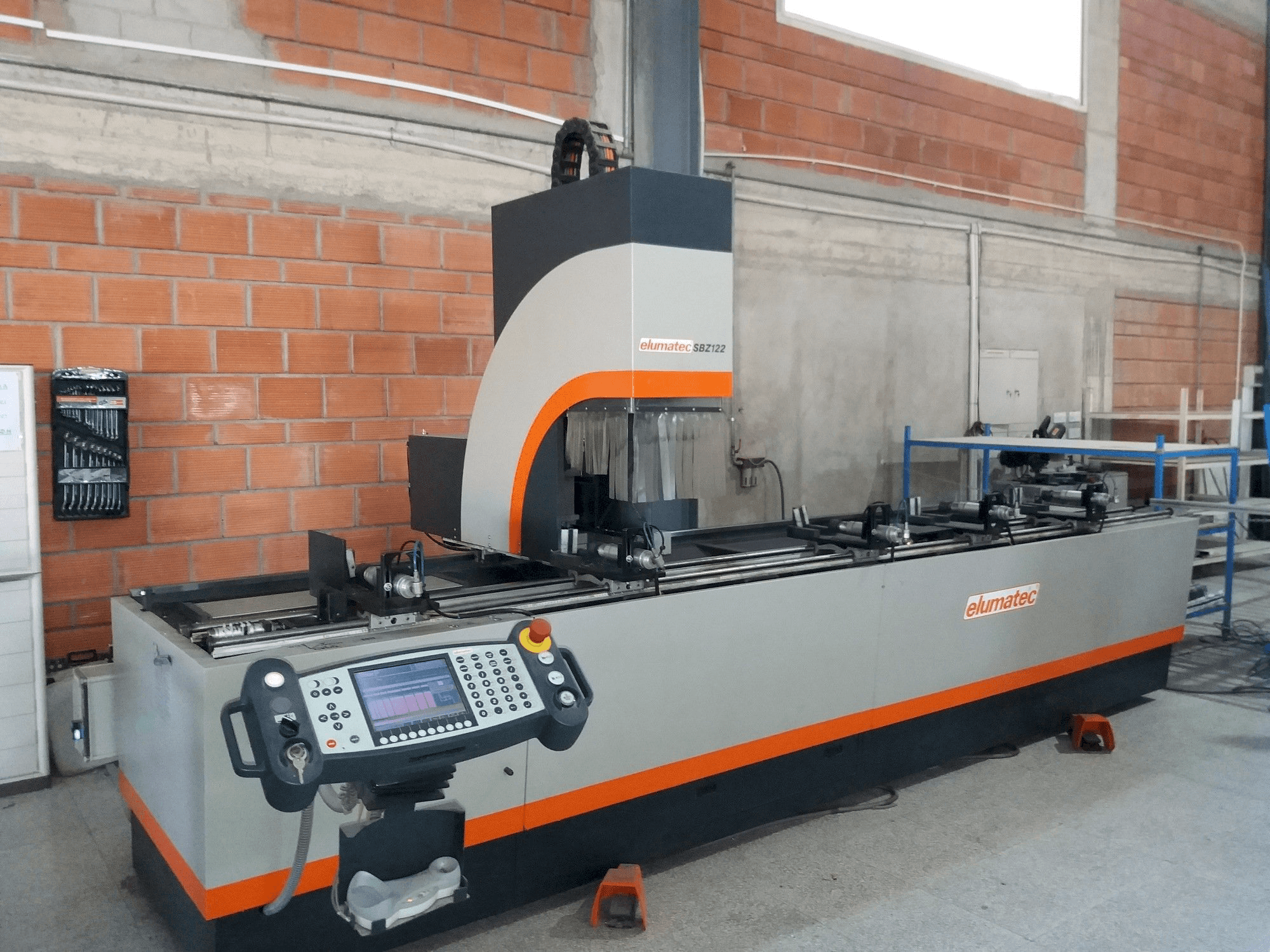 Front view of Elumatec Sbz 122 machine