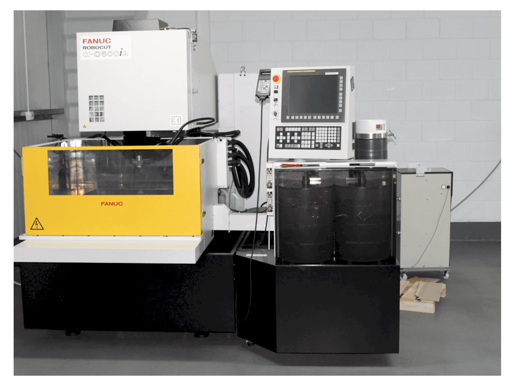Front view of FANUC RoboCut Alfa C600iA machine