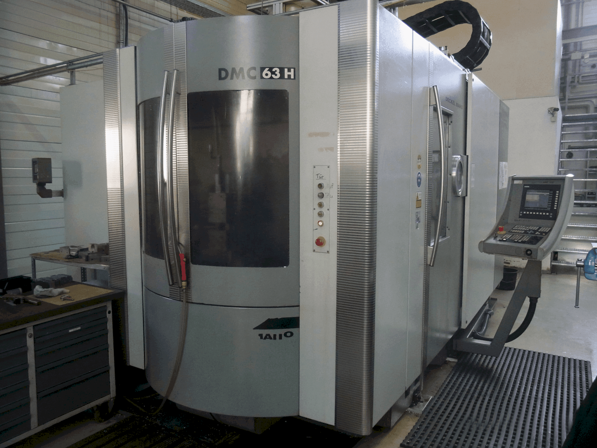 Front view of DECKEL MAHO DMC 63 H machine