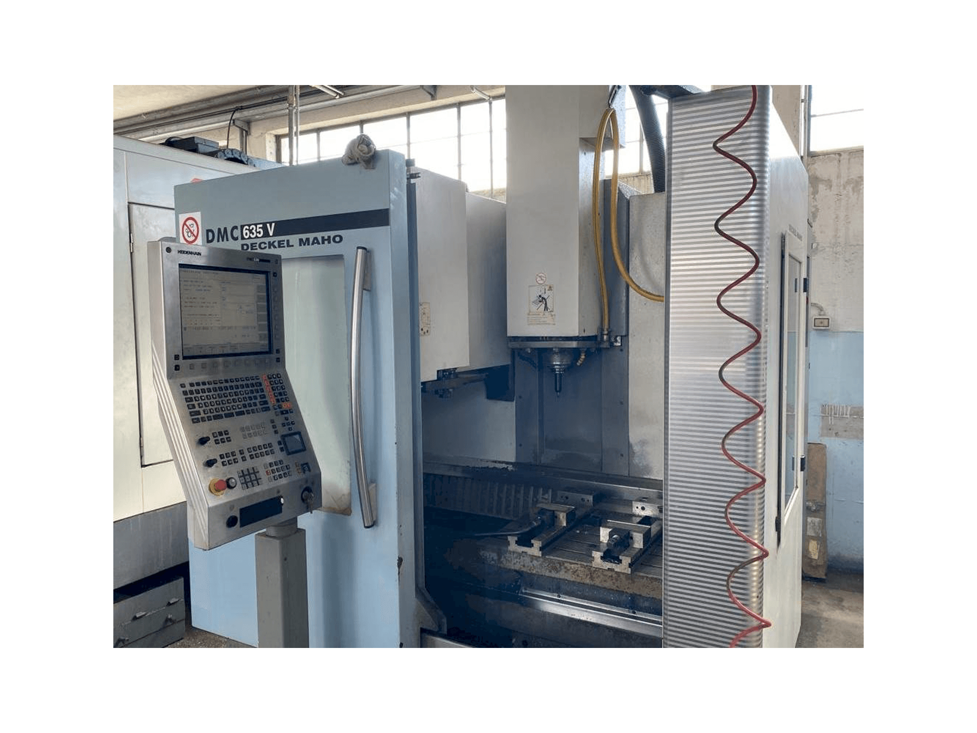 Front view of DECKEL MAHO DMC 635V machine