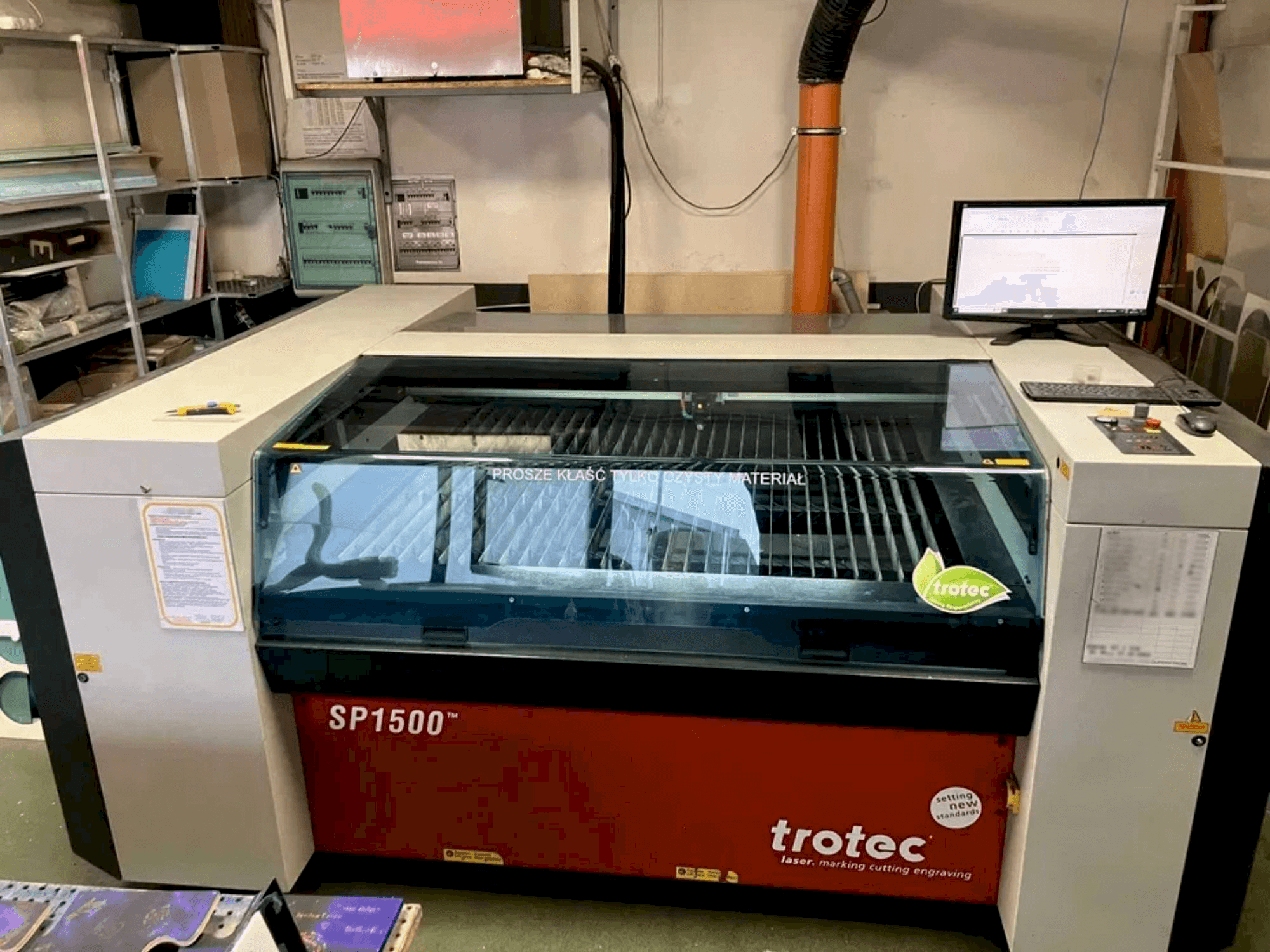 Front view of Trotec SP1500 machine