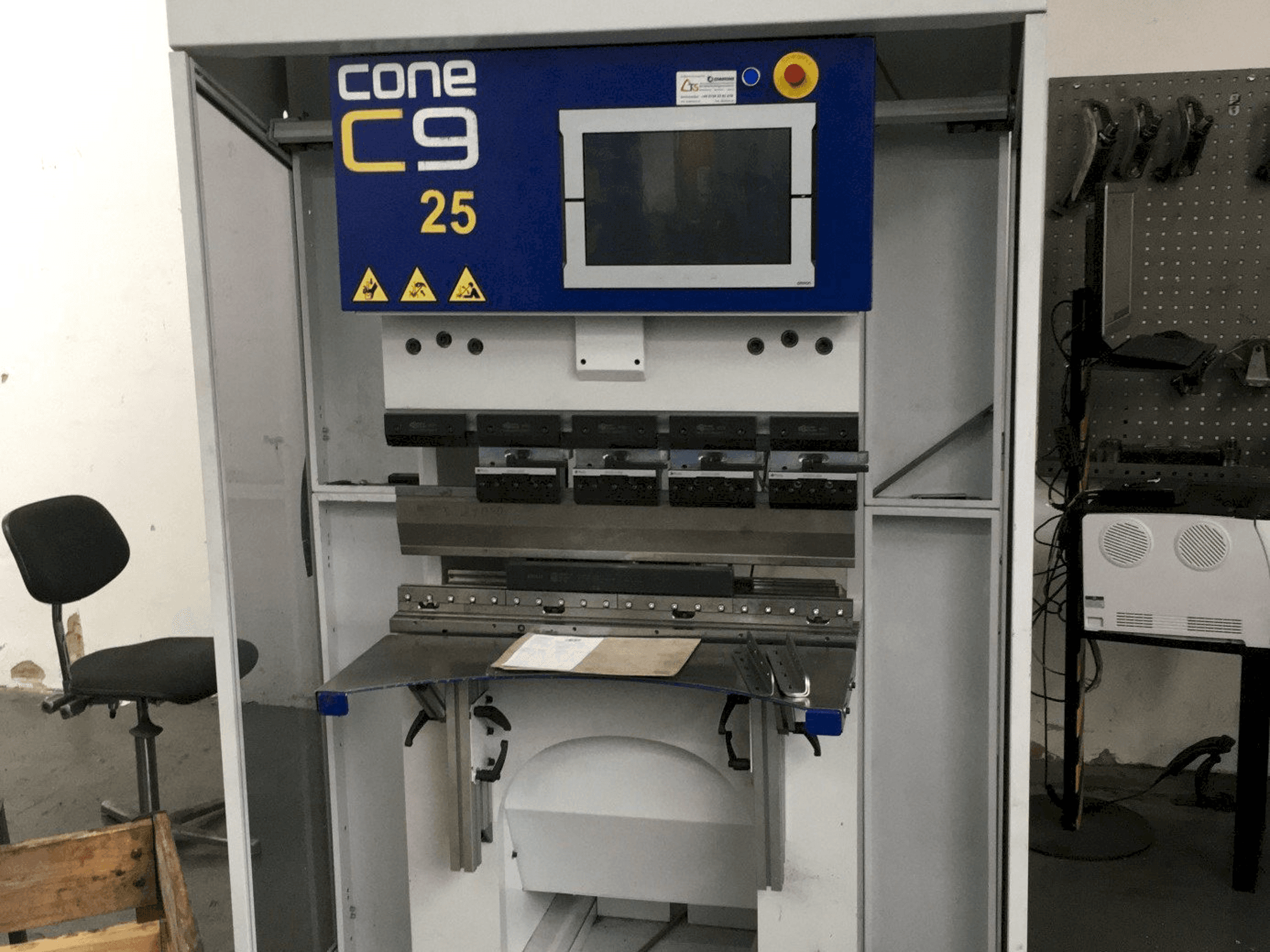 Front view of COASTONE Cone C9 machine
