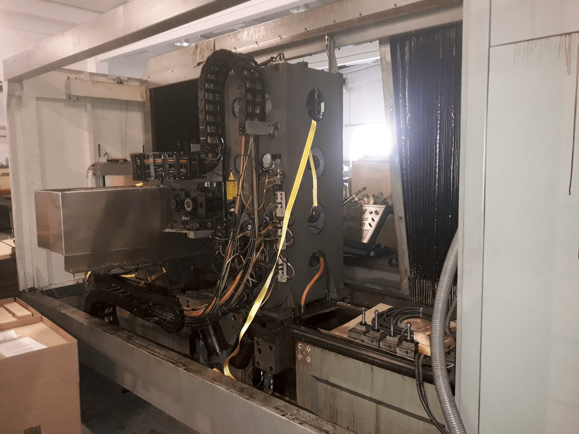 Front view of DMG DMF 220 linear machine
