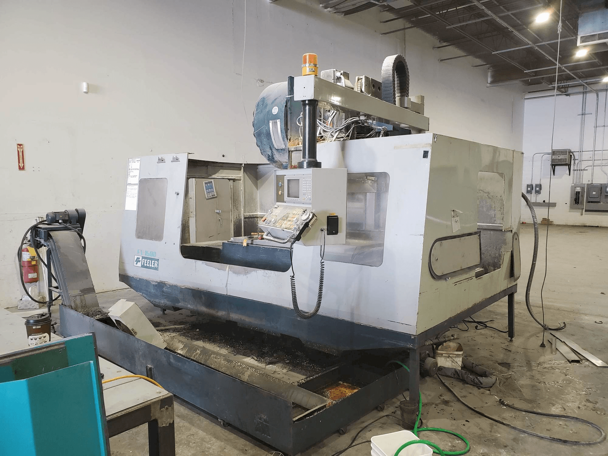 Front view of Feeler FV-1500A machine