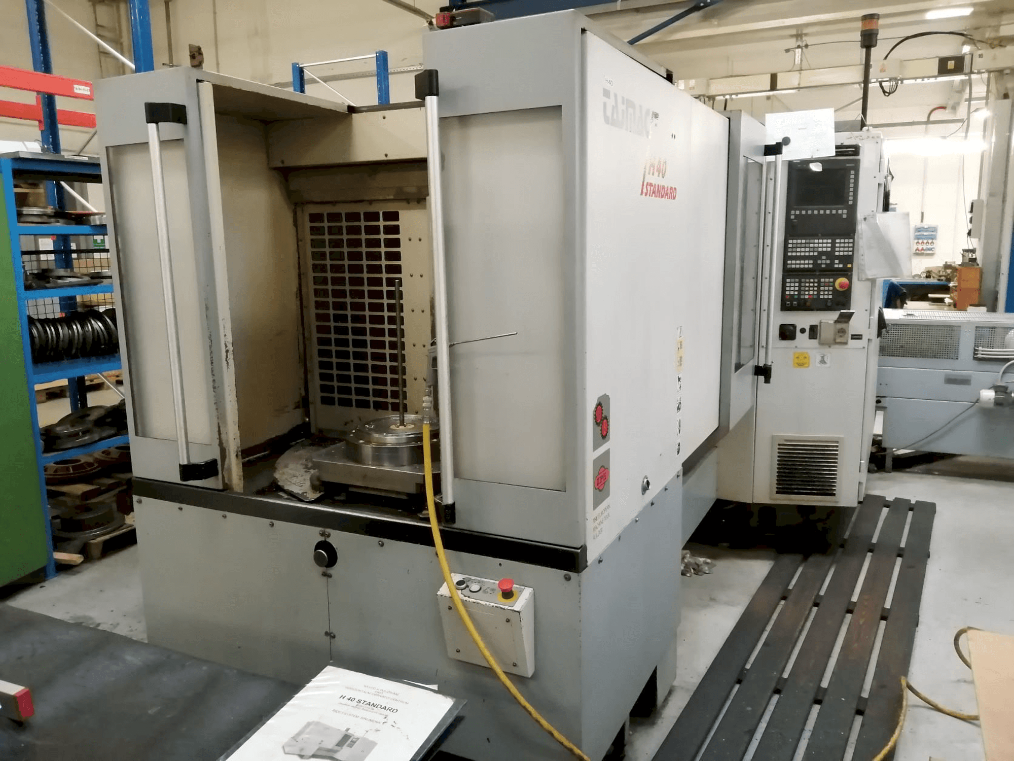 Front view of Tajmac-ZPC H40 Standard machine