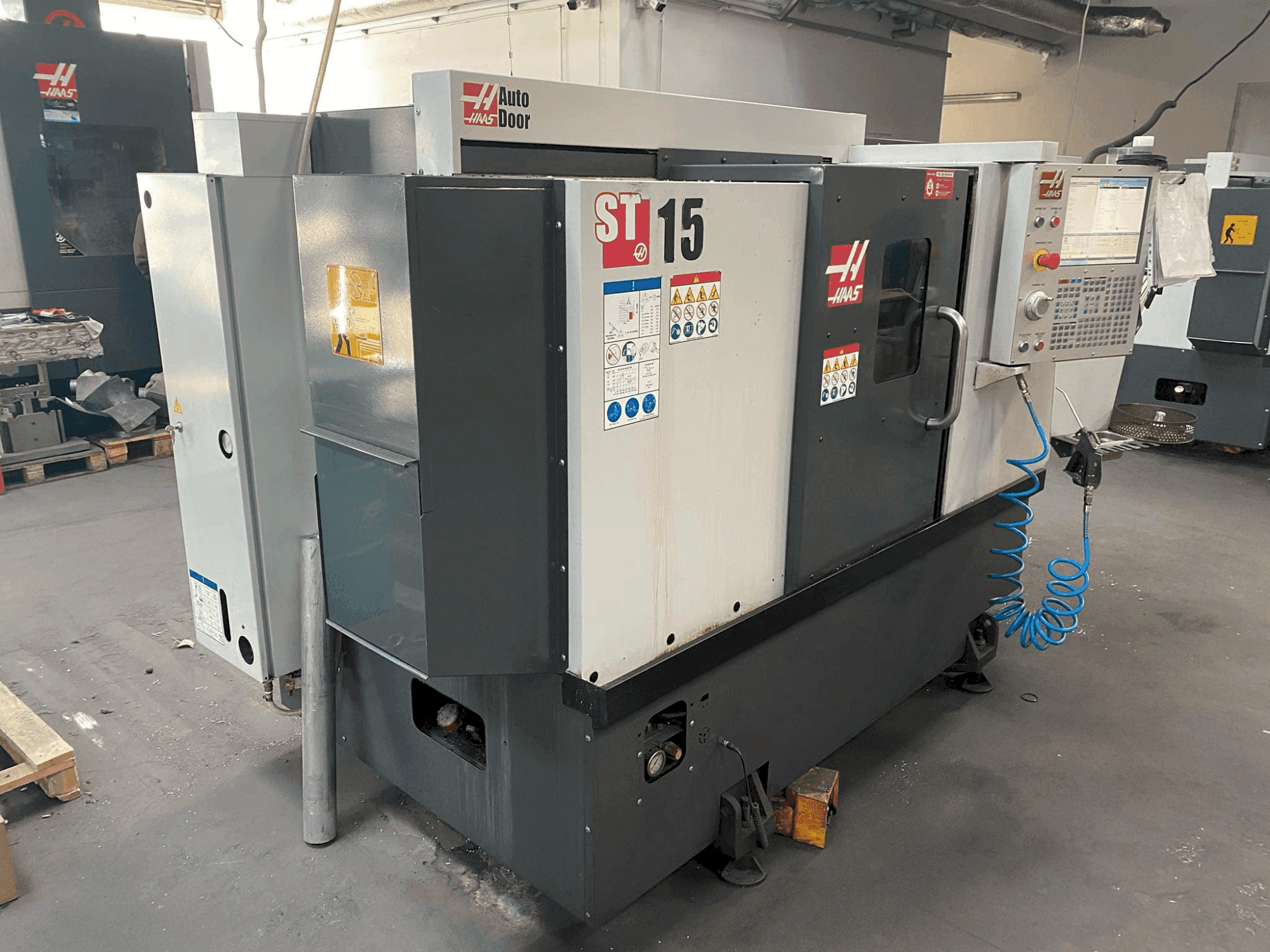 Front view of HAAS ST-15 machine