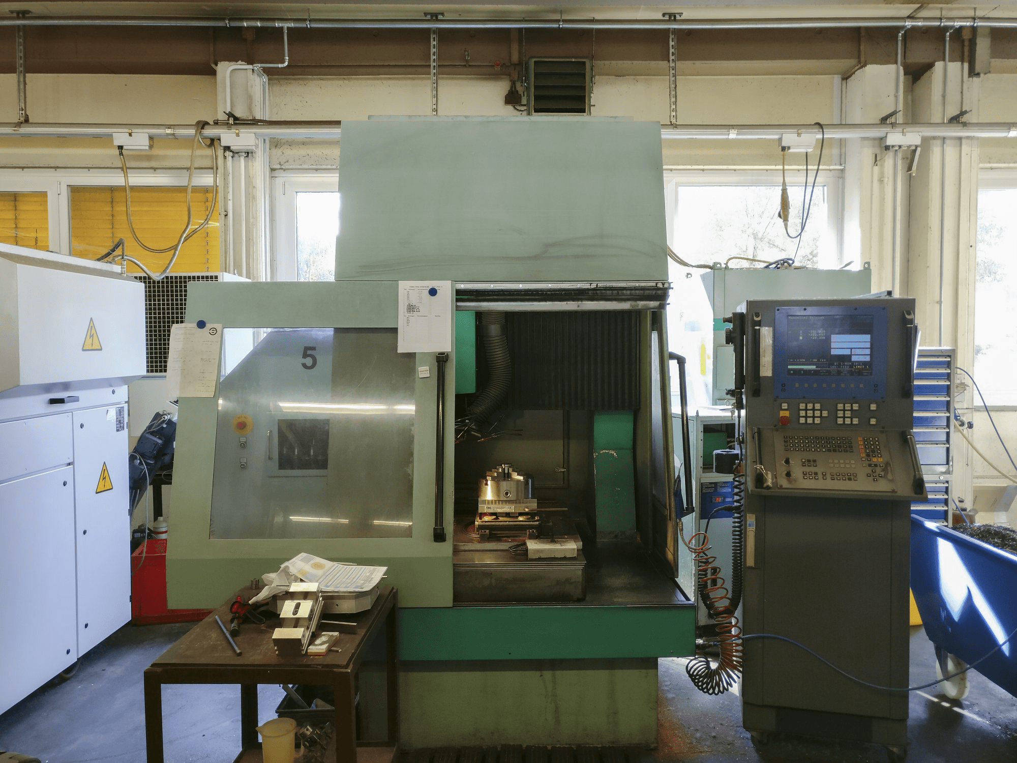 Front view of DIGMA 700 GC machine