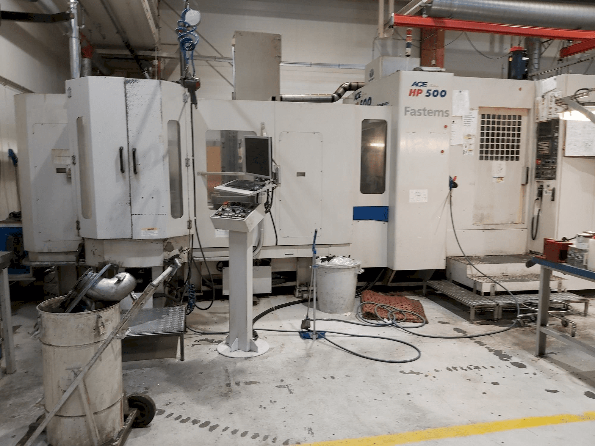 Front view of Doosan ACE 500 HP machine