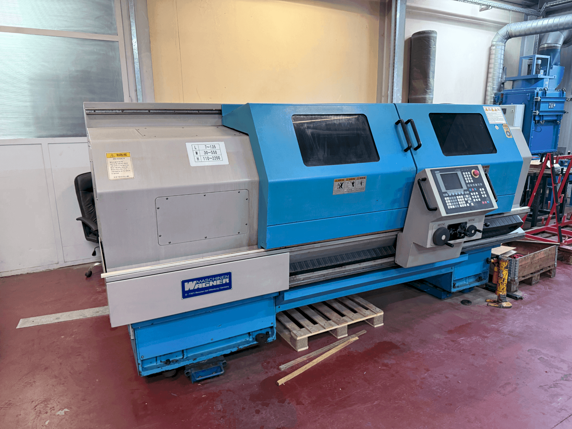 Front view of WAGNER WDE 500 machine