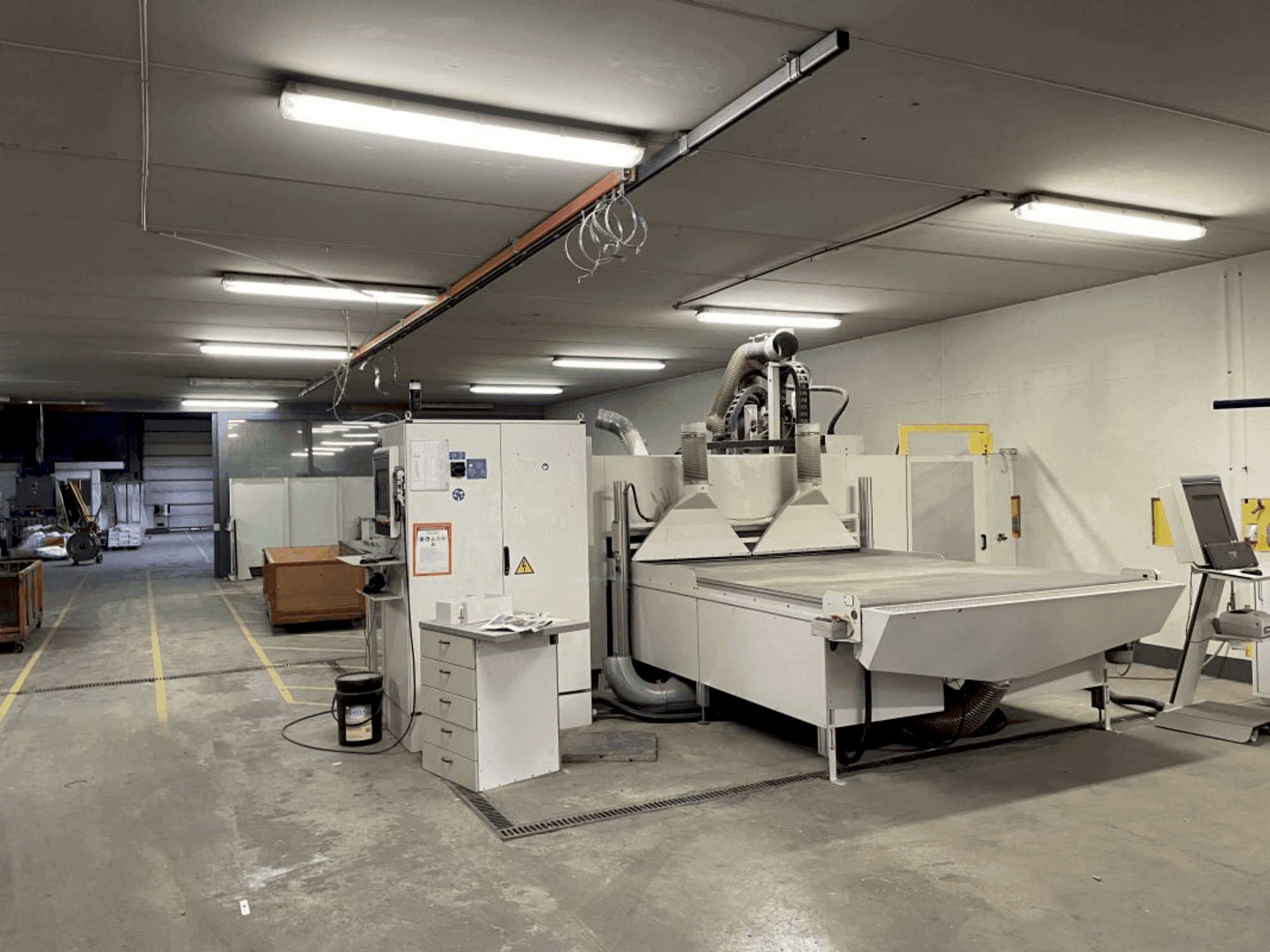 Front view of SCM Morbidelli Author M400 machine