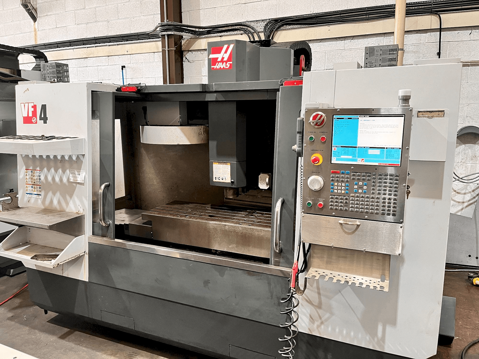 Front view of HAAS VF-4 machine