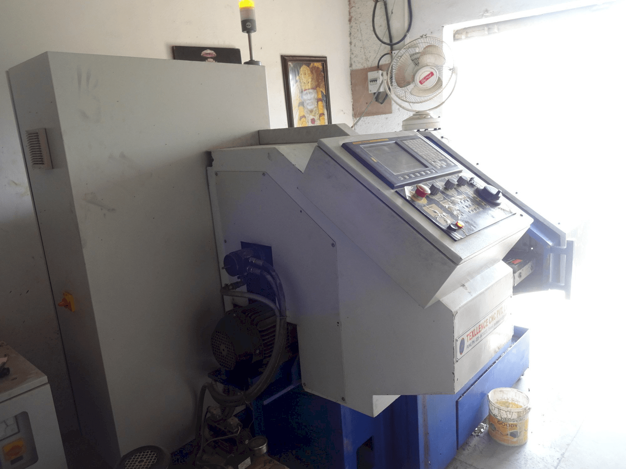 Left view of Gedee Weiler CNC machine