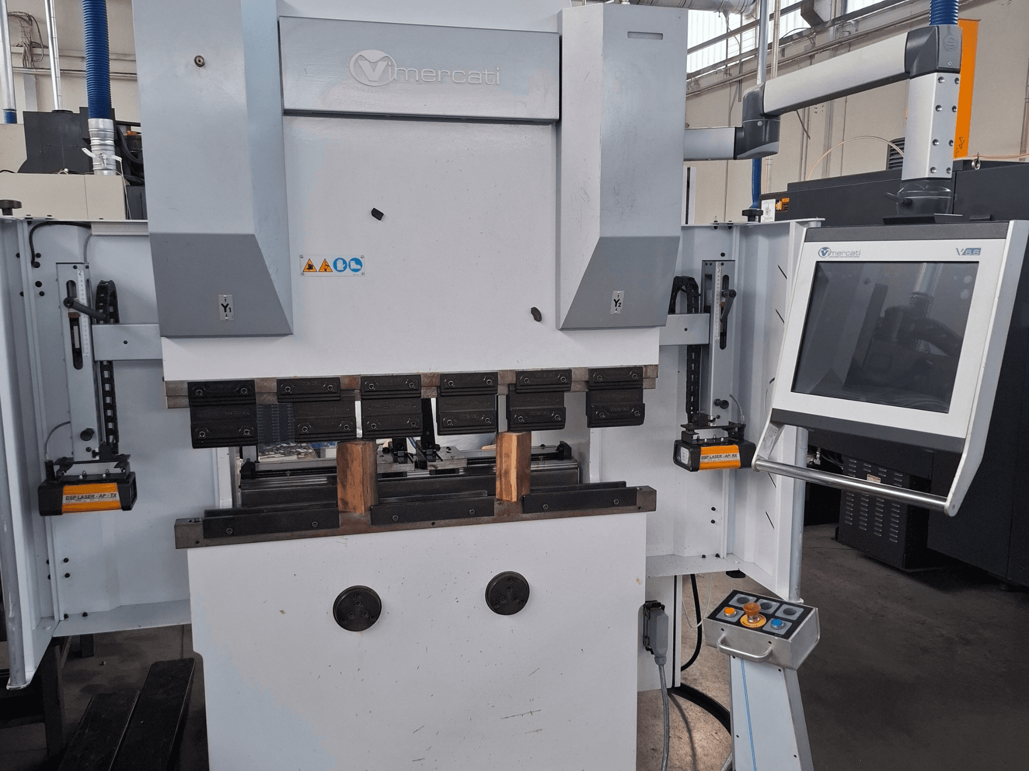 Vimercati PHSY 30X1250 press brake, front view showing control panel, bending tools, and safety features.