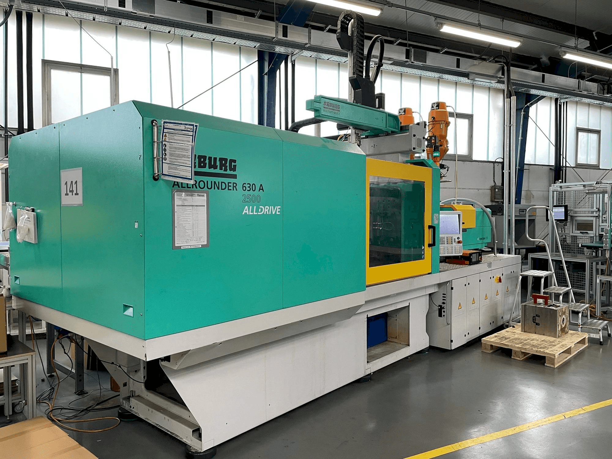 Front view of Arburg Allrounder 630 A 2500-800 machine