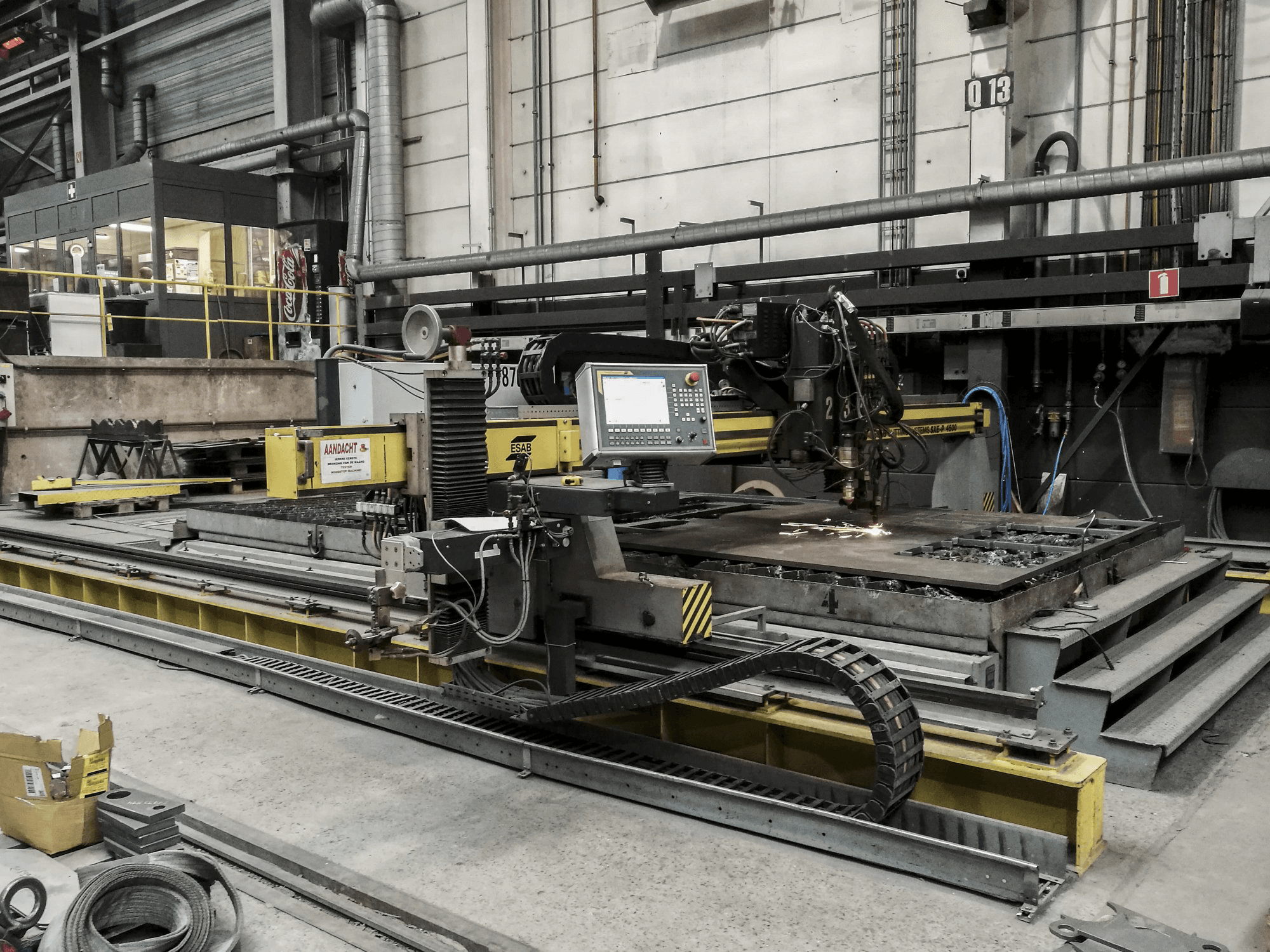 Right view of ESAB SUPRAREX SXE-P 4500 Machine