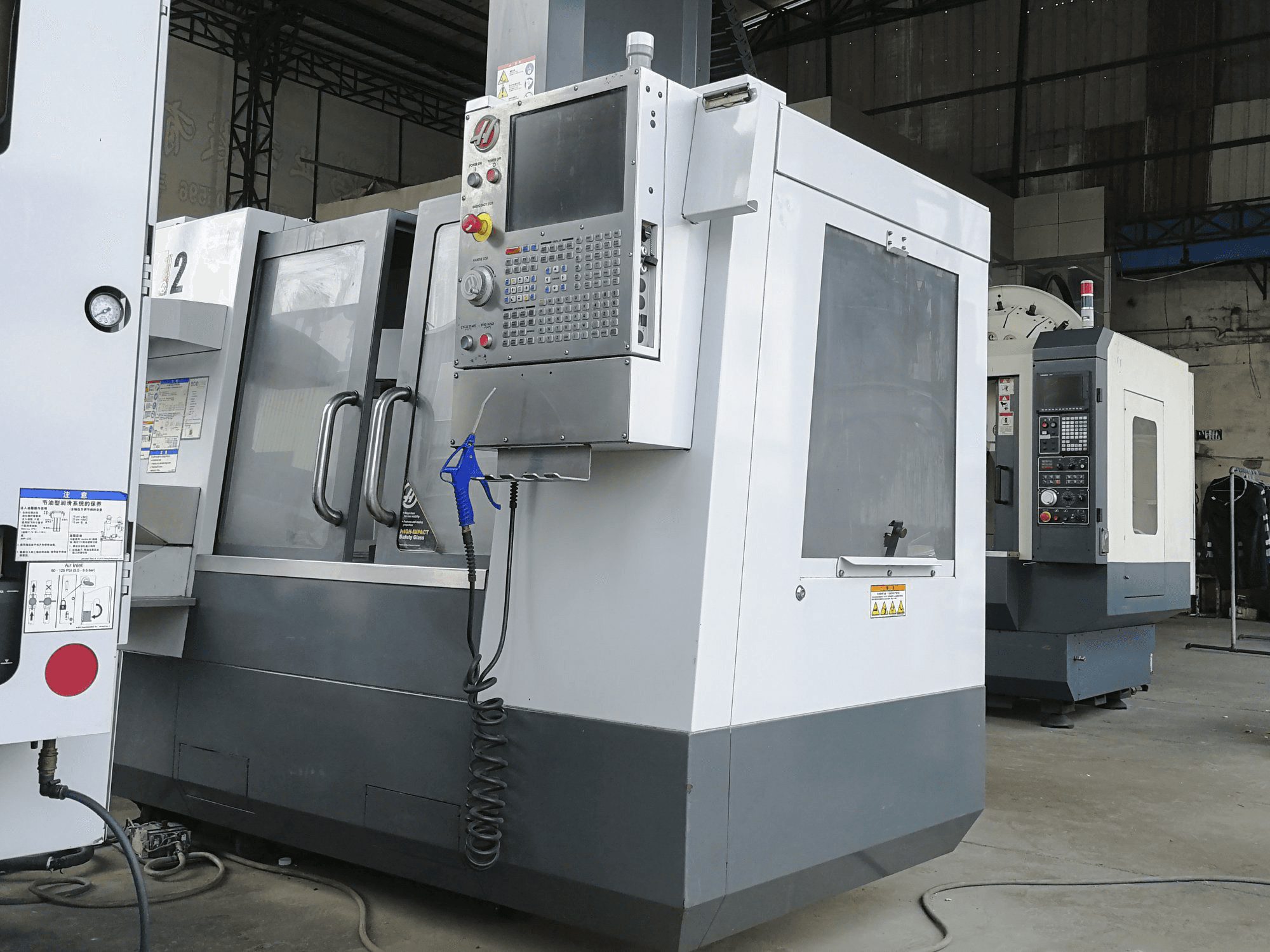 Right view of HAAS VF-2 machine