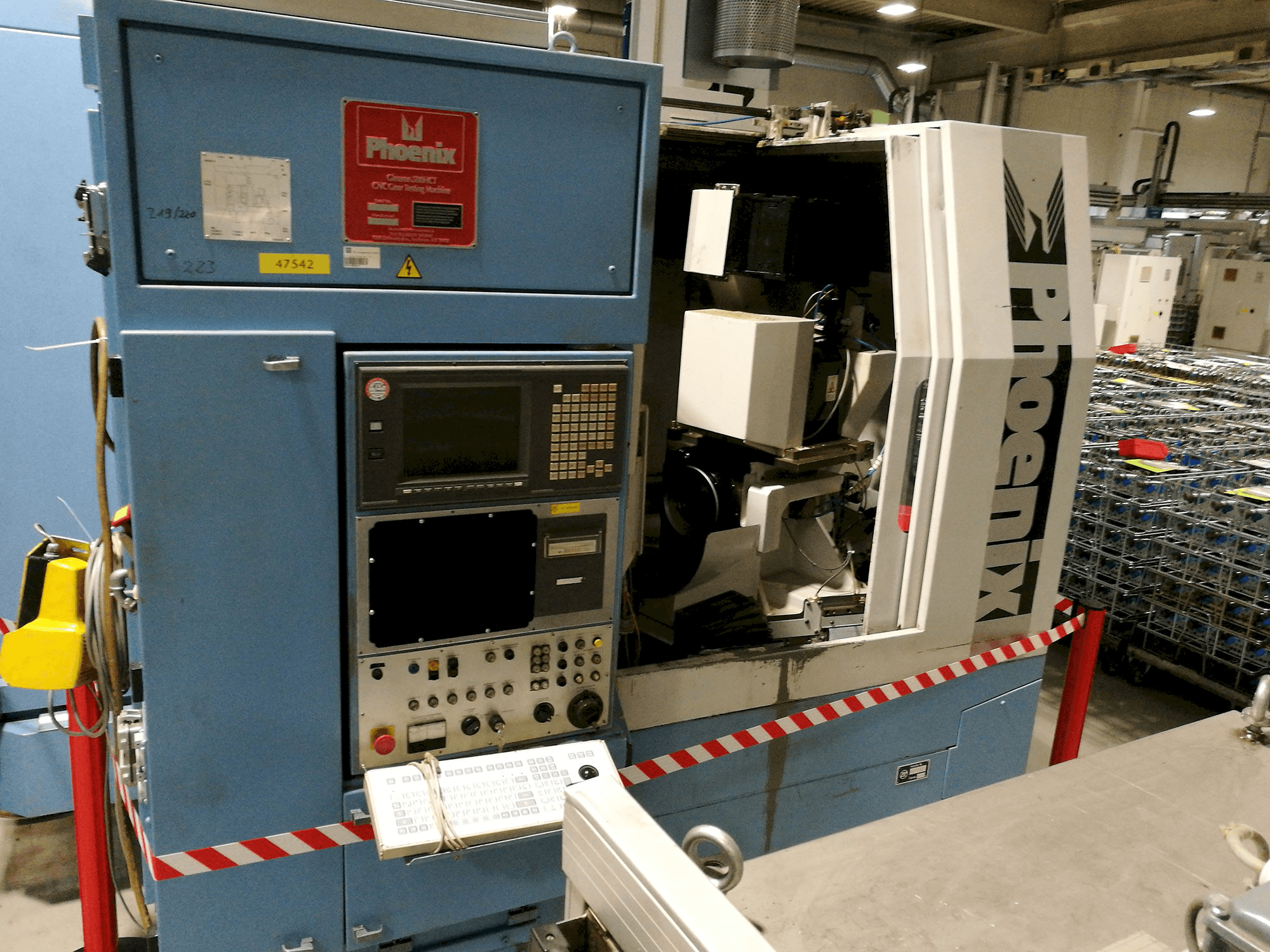 Left view of Gleason Phoenix 500 HCT Machine