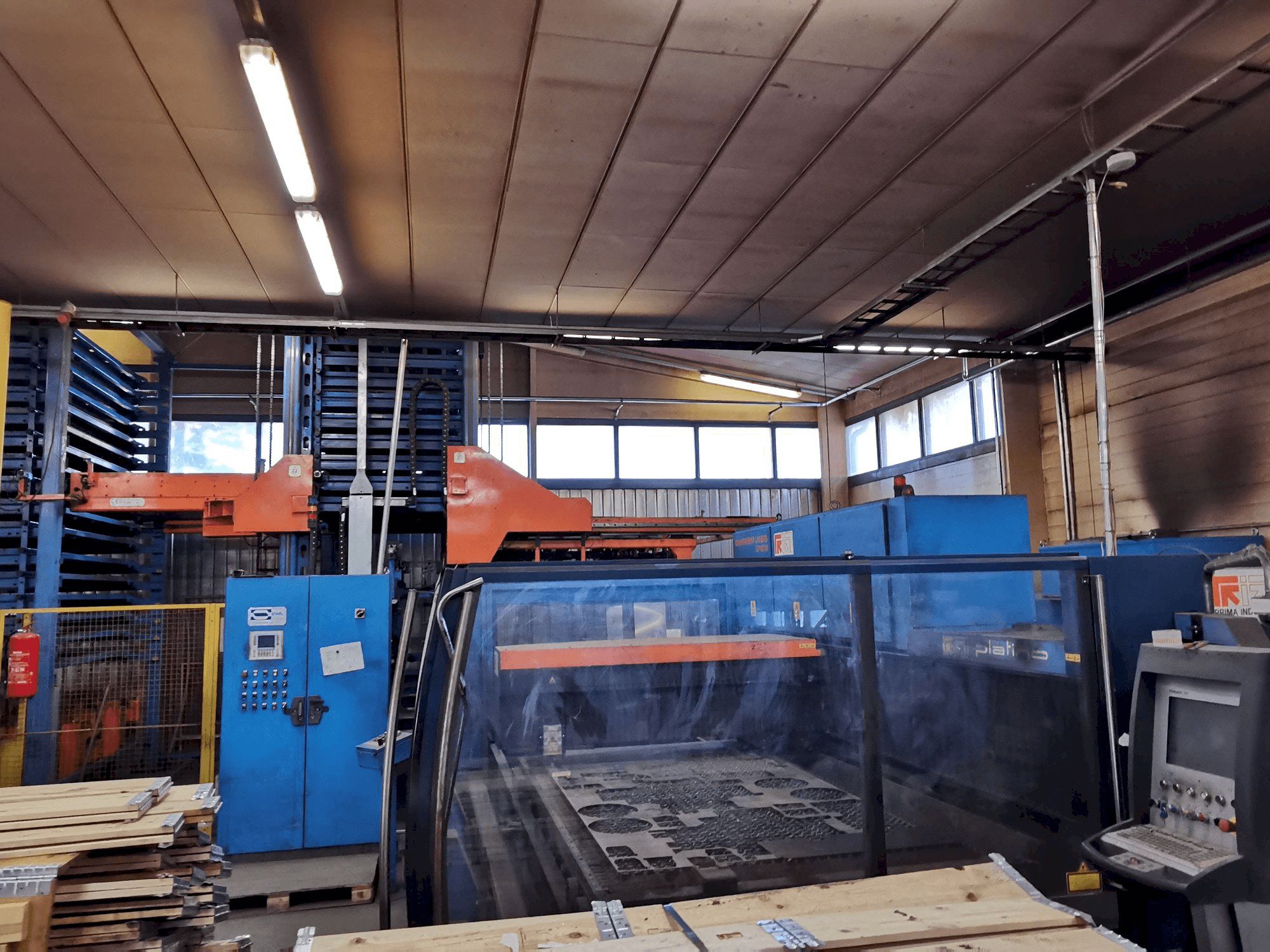 Front view of Prima Industrie Platino 1530 machine