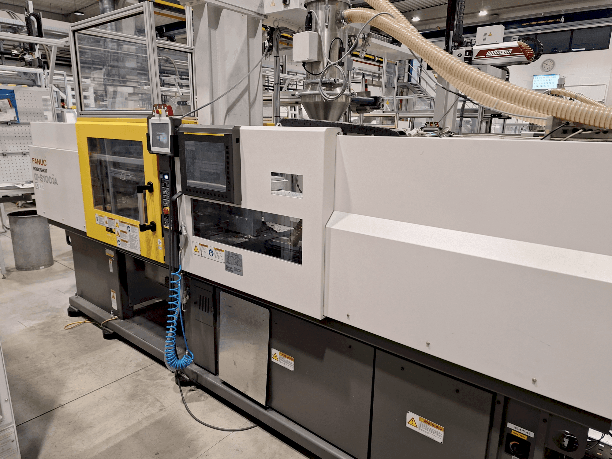Front view of FANUC ROBOSHOT S 100 iA machine
