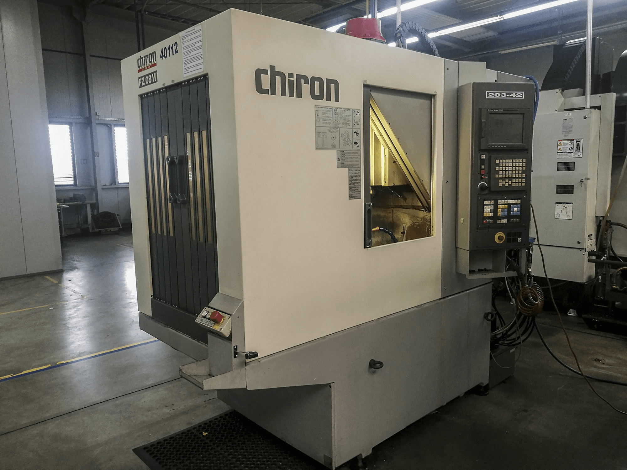 Left view of Chiron FZ 08 W Machine