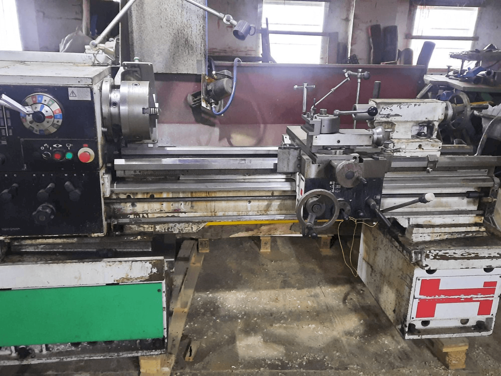 Front view of Harrison M390 machine