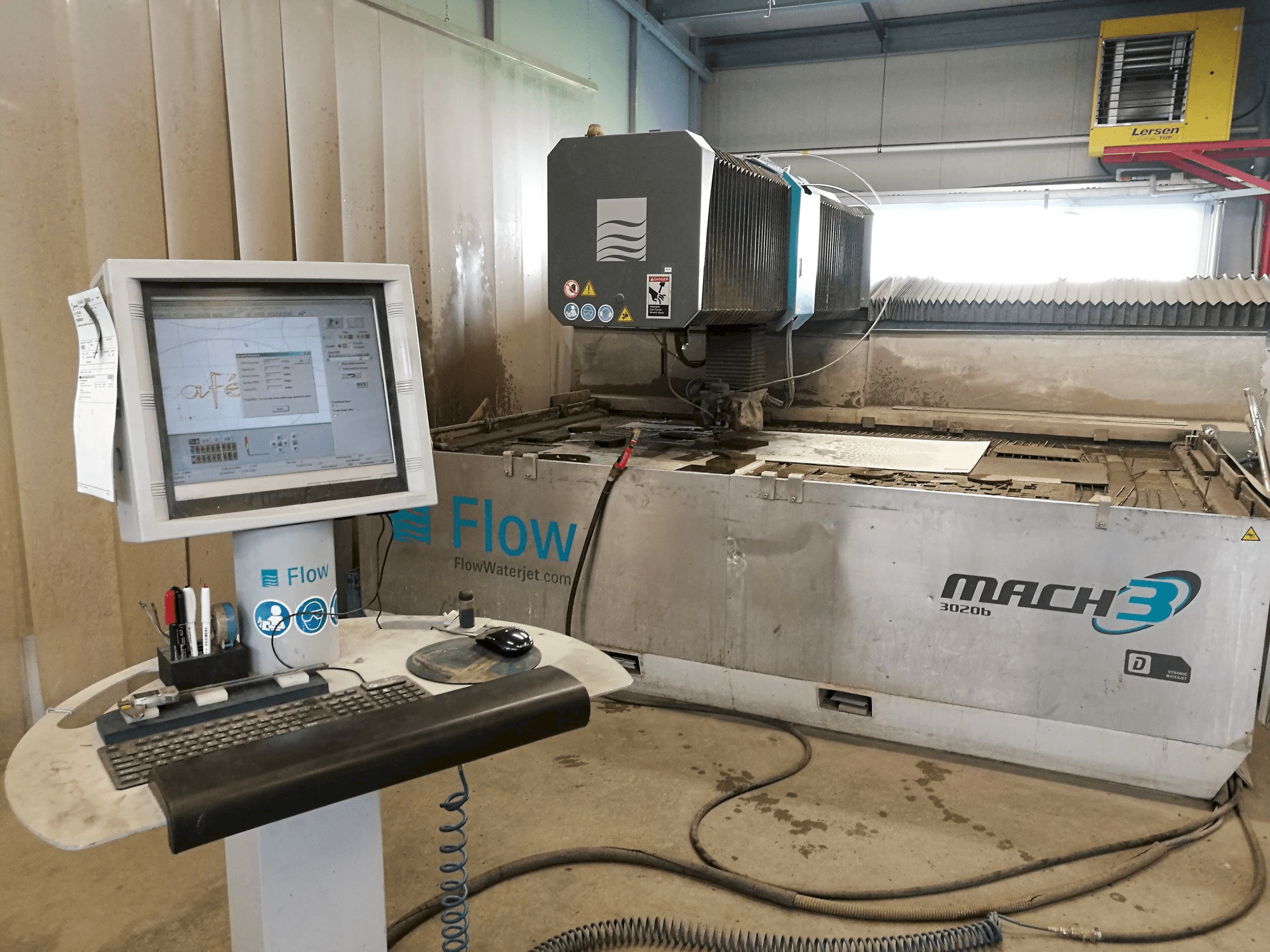 Front view of Flow Mach3-3020b DWJ machine