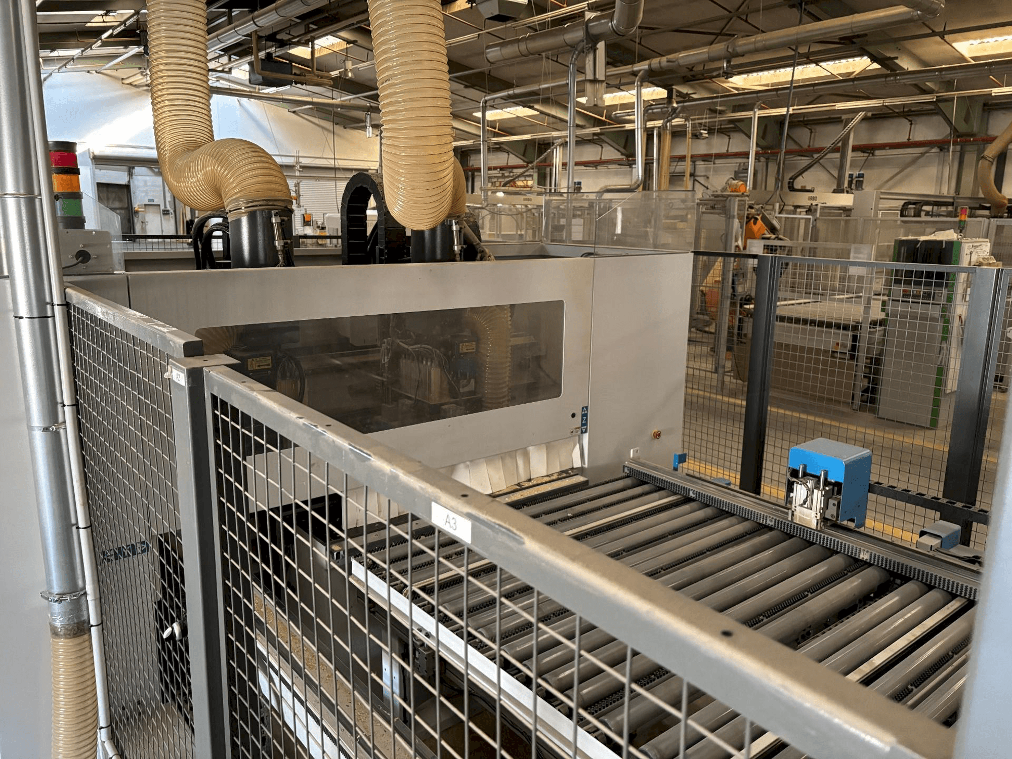 Front view of MASTERWOOD MASTERDRILL TF 600 SA machine