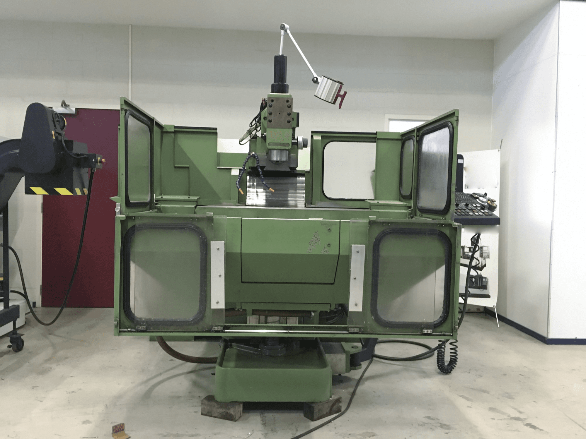 Front view of DECKEL FP4A Machine