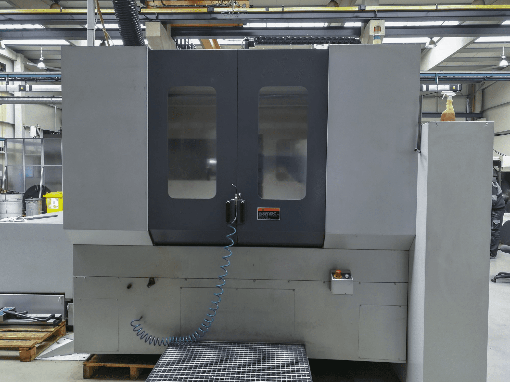 Front view of MORI SEIKI MH-633 machine