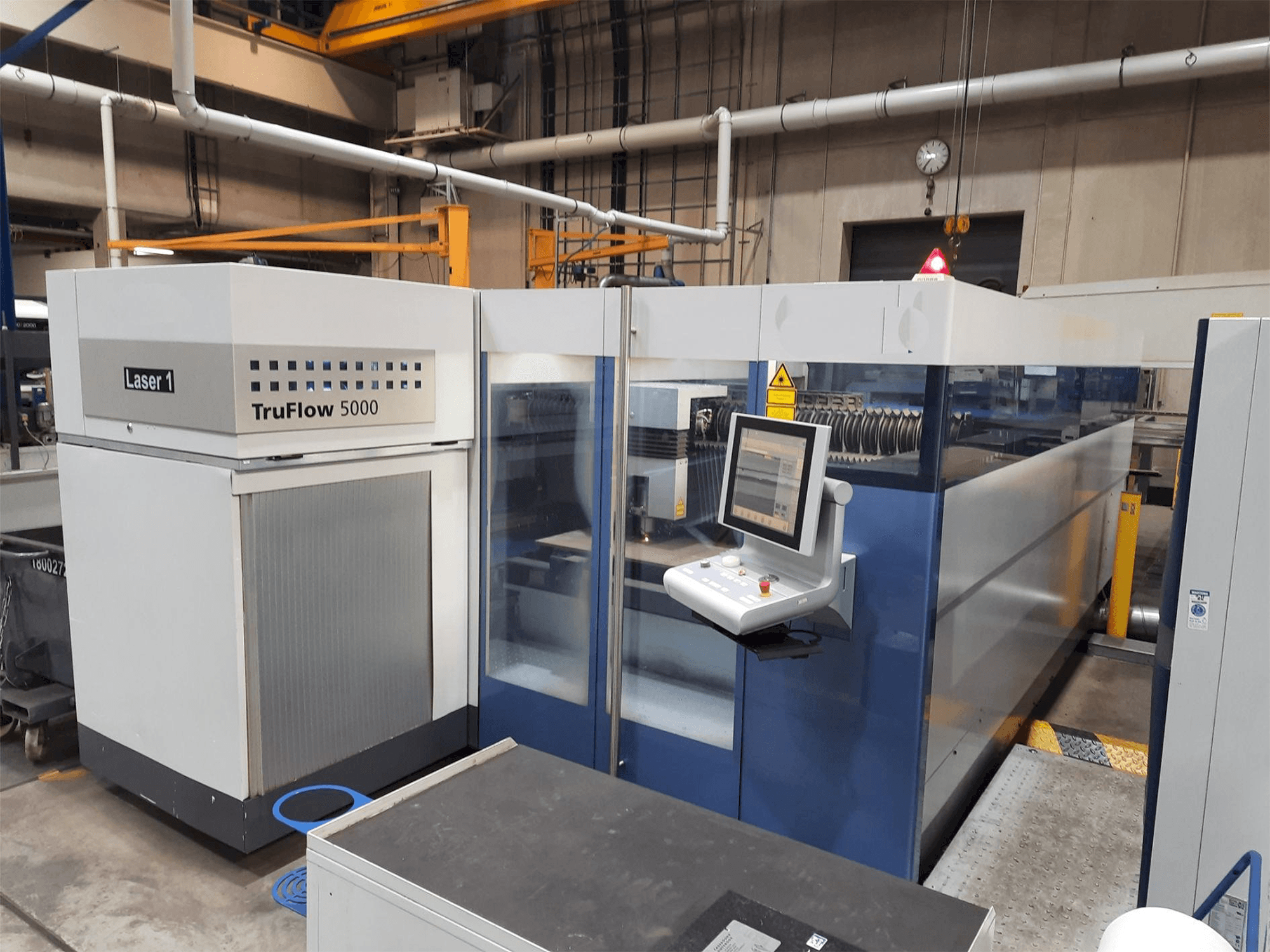 Front view of Trumpf L 3030 with Liftmaster machine
