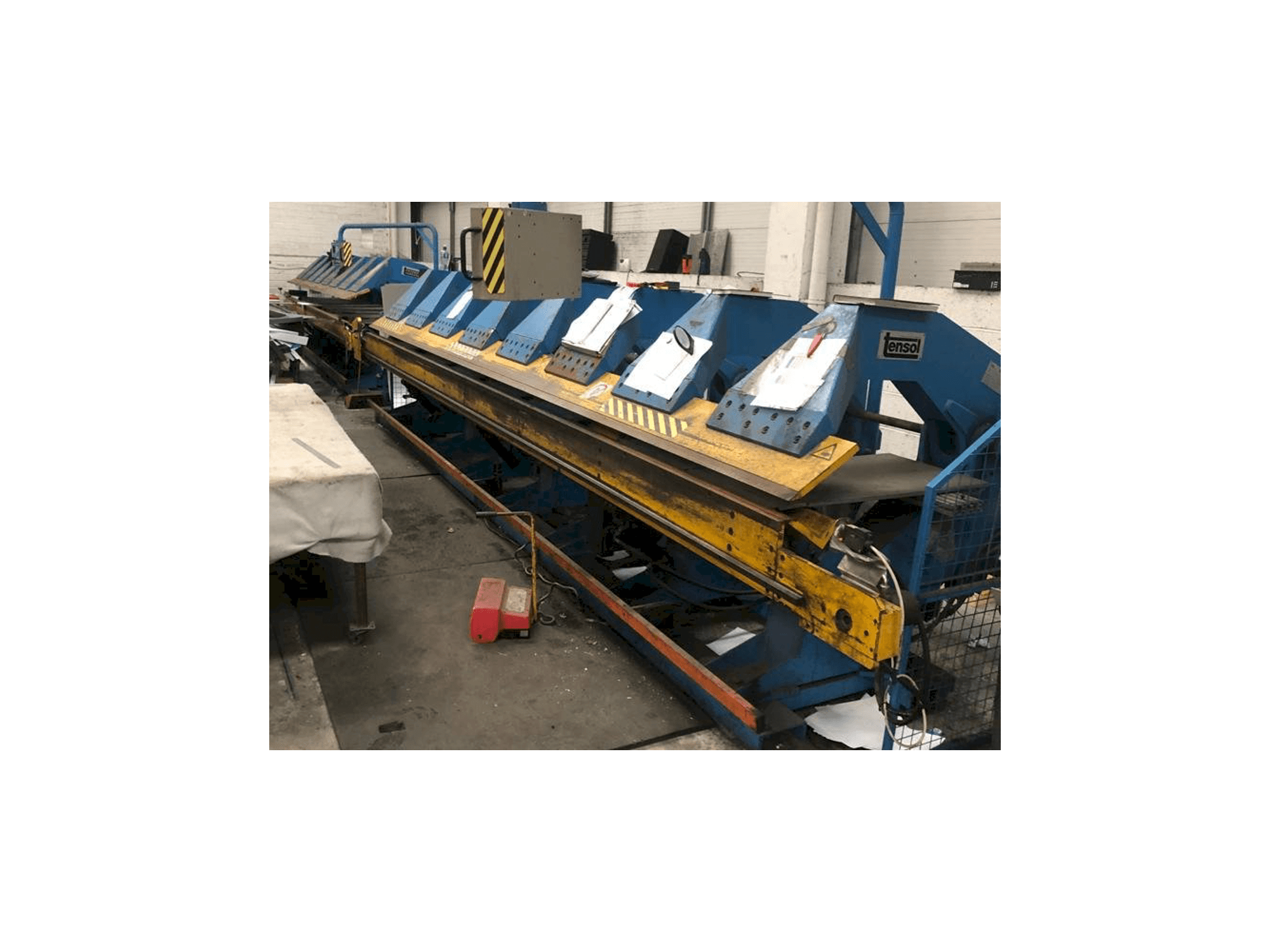 Front view of Tensol H200-6.2 machine