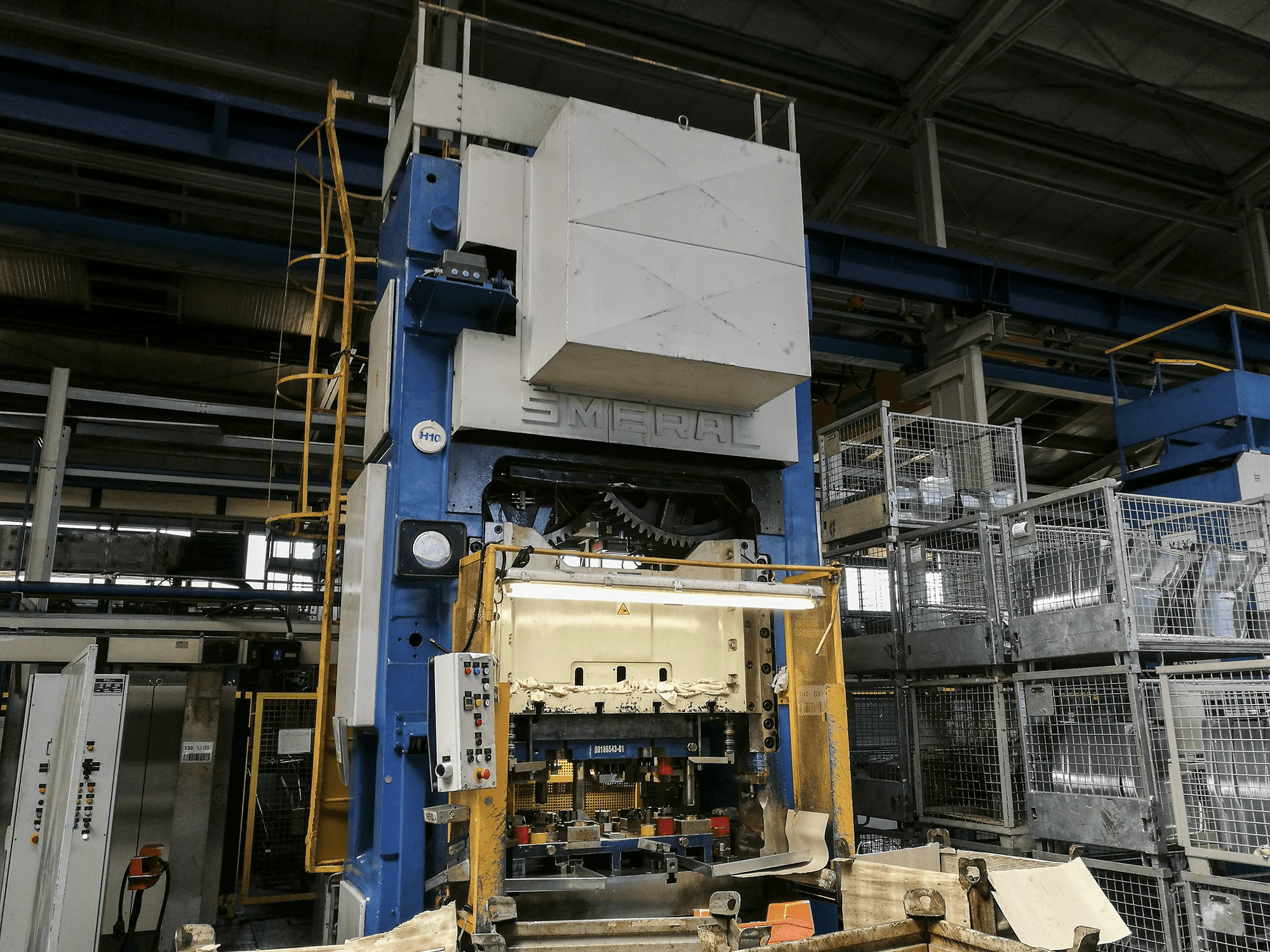 Left view of SMERAL LDO 315A Machine