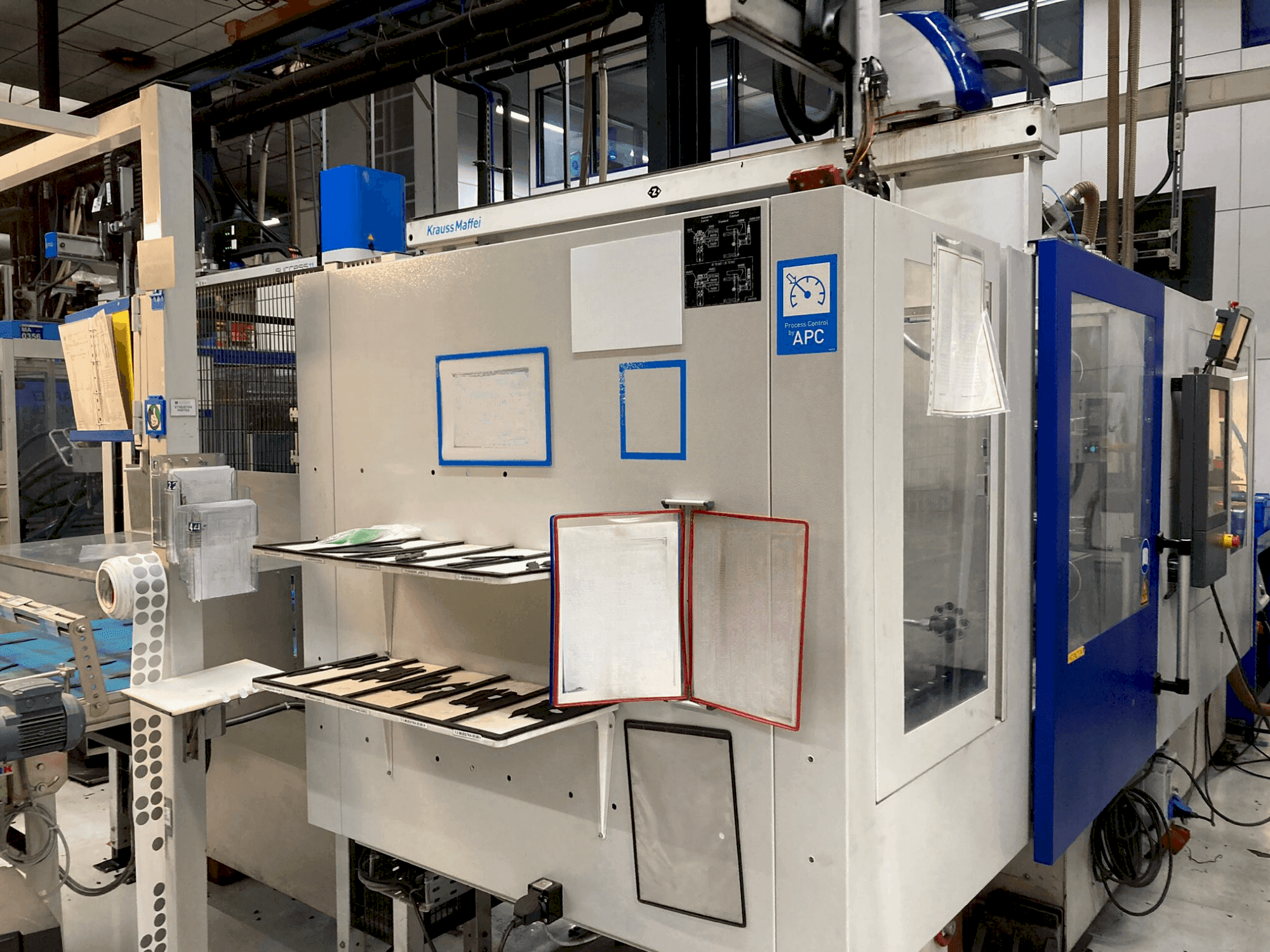 Front view of Krauss Maffei 160-380 CX machine