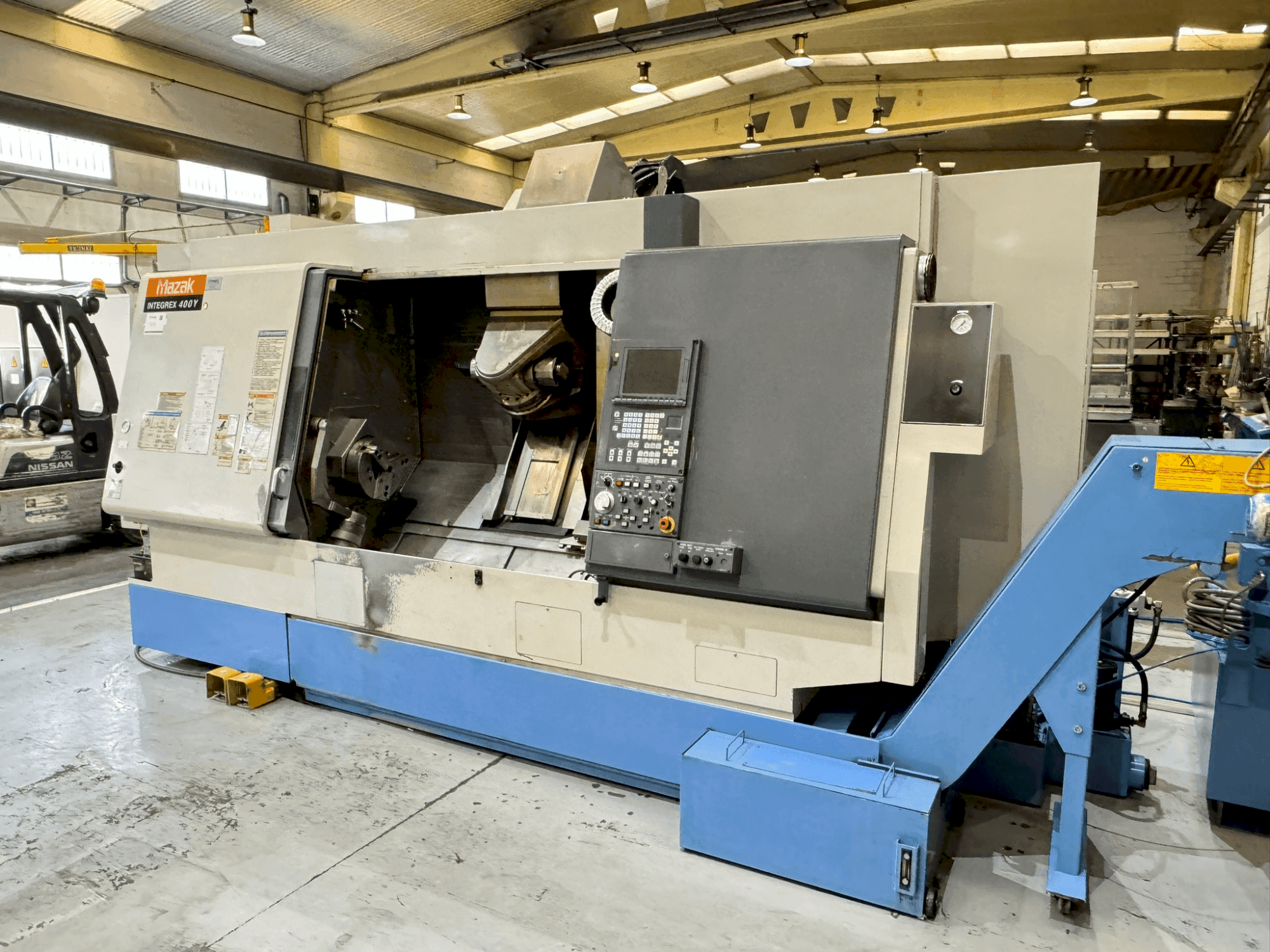 Front view of Mazak Integrex 400 Y machine