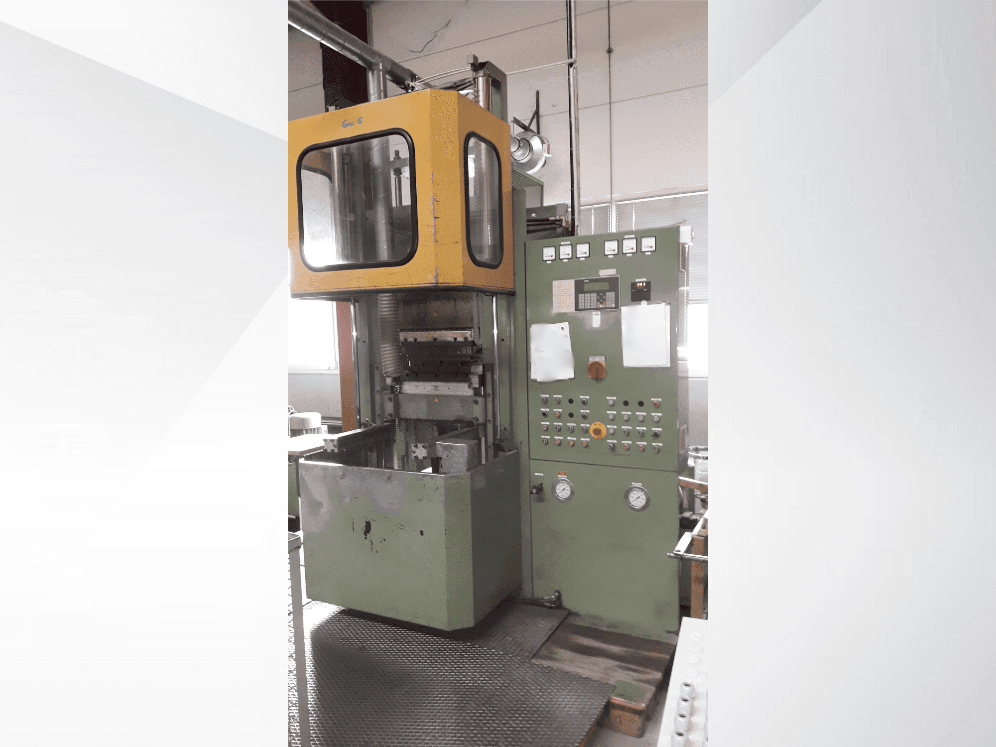 Front view of WICKERT WKP 2560/5/5 machine