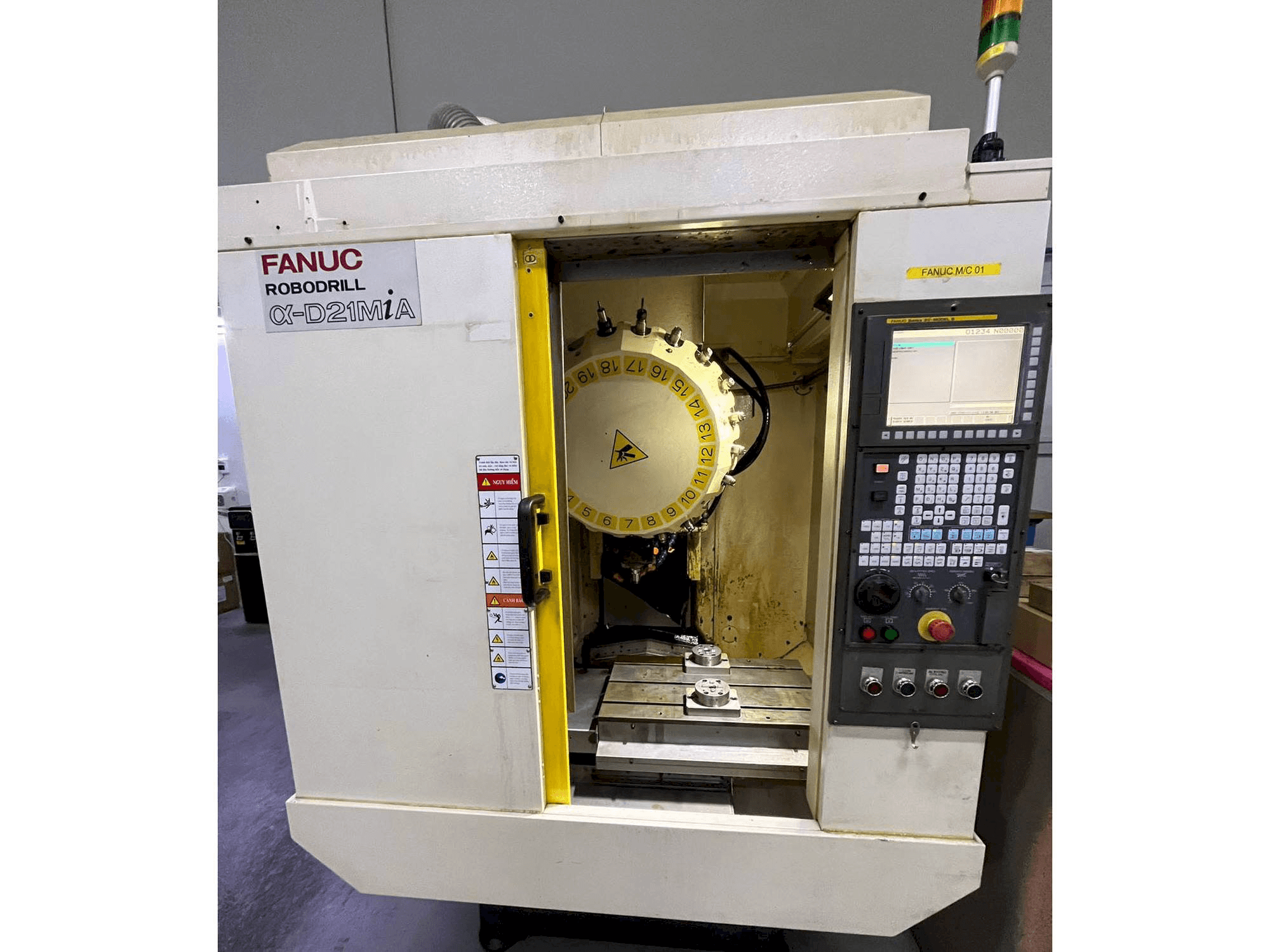 Front view of FANUC ROBODRILL A-D21MiA machine