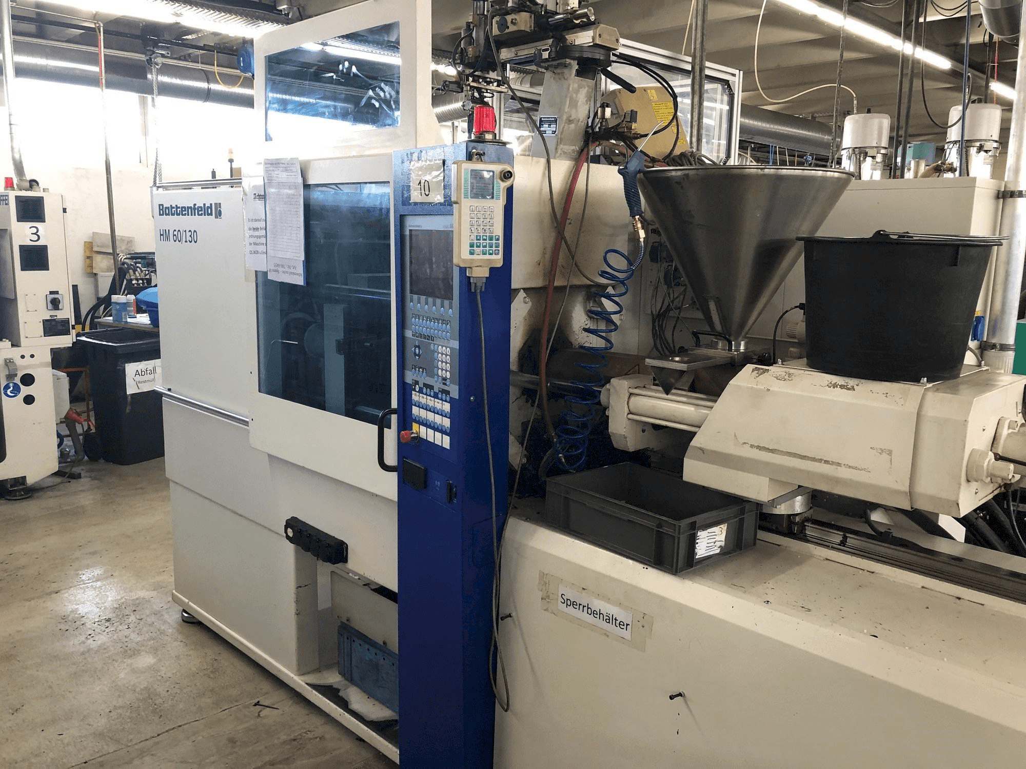 Front view of Battenfeld HM 60/130 S machine