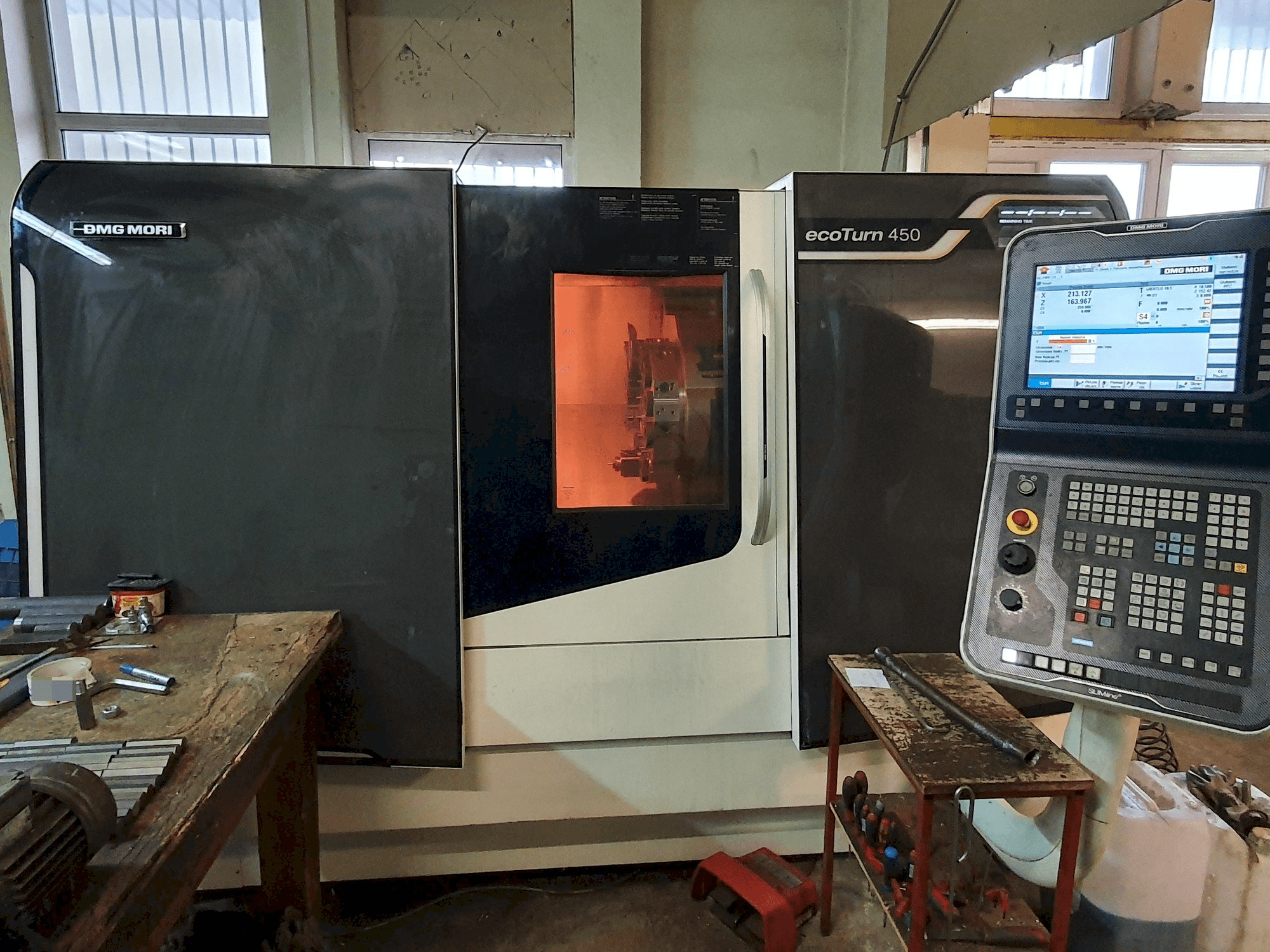 Front view of DMG MORI ecoTurn 450 machine