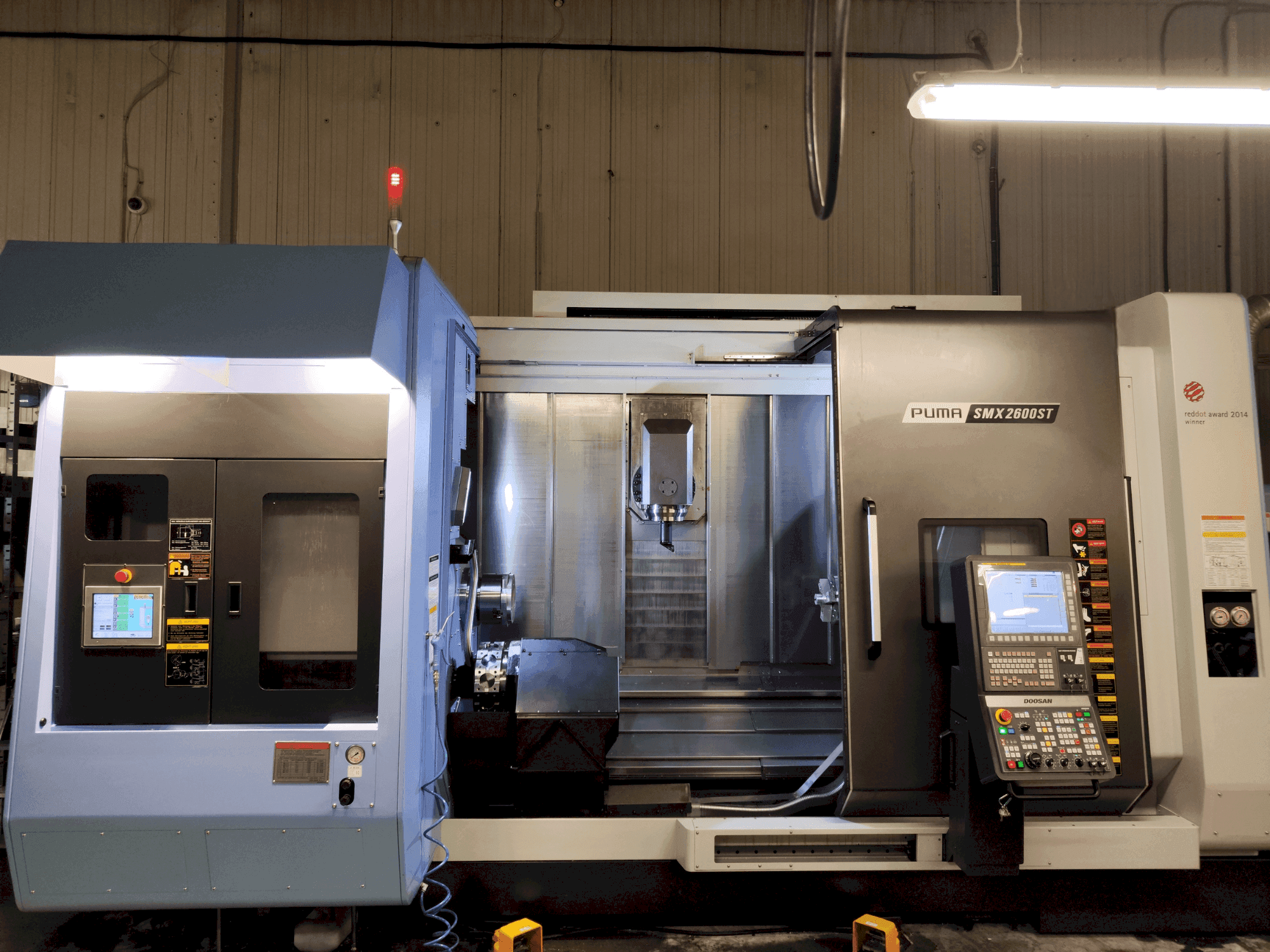 Front view of DOOSAN Puma SMX 2600 ST machine