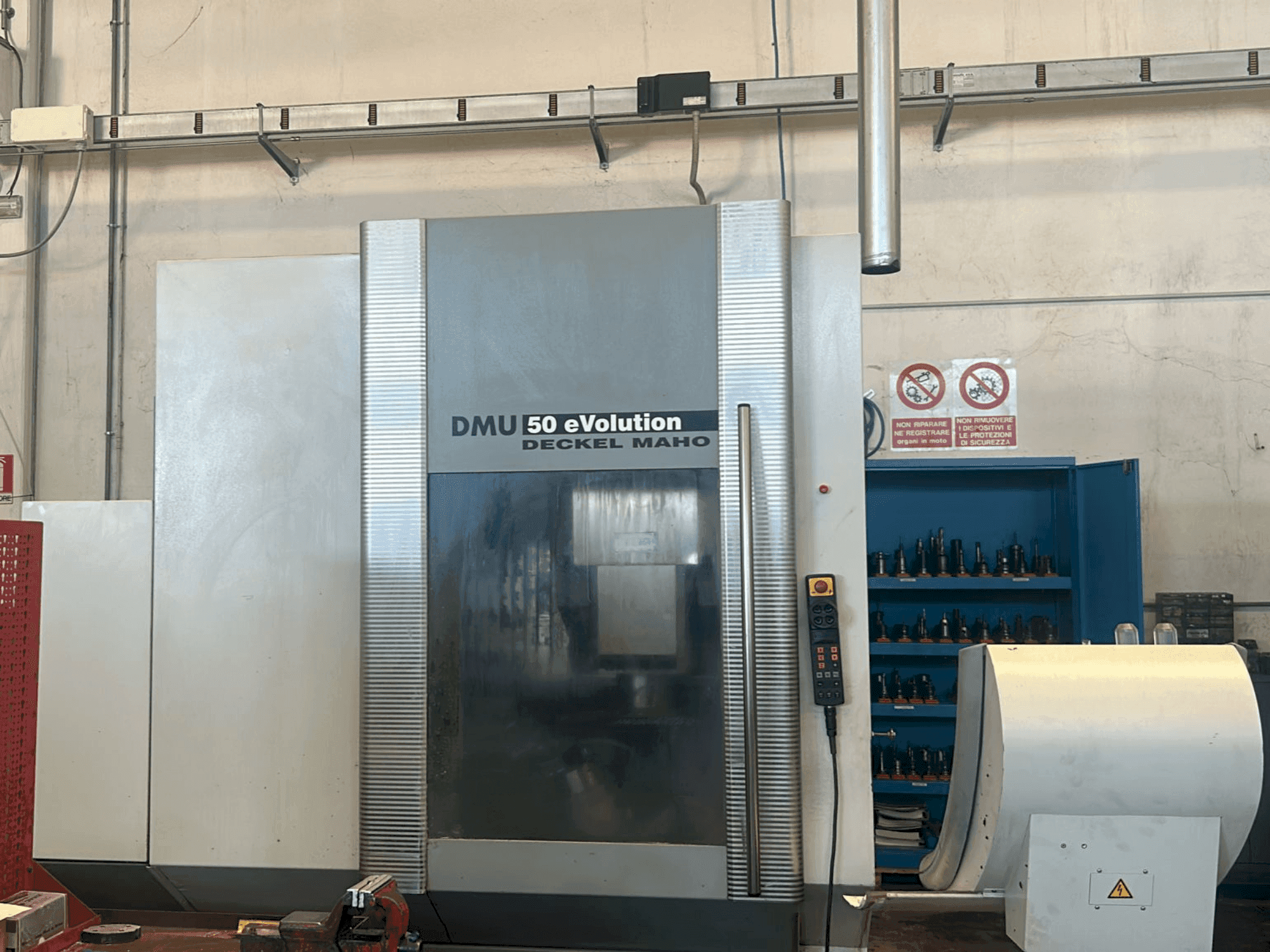 Front view of DECKEL MAHO DMU 50 Evolution machine