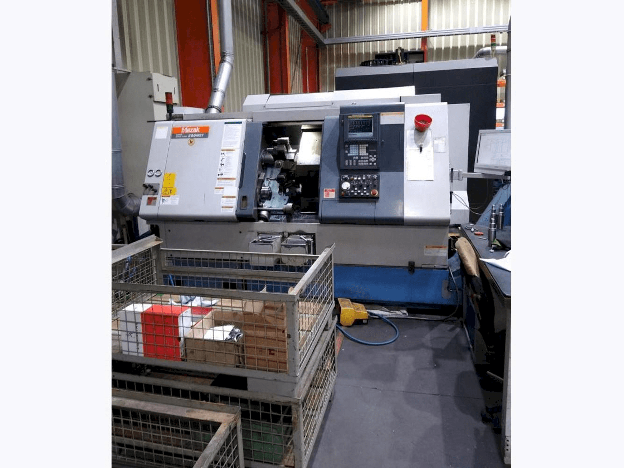 Front view of Mazak SQT-250 MSY machine