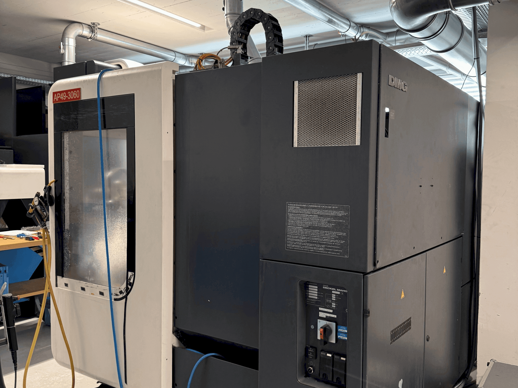 Front view of DMG DECKEL MAHO DMU 70 Evolution linear machine