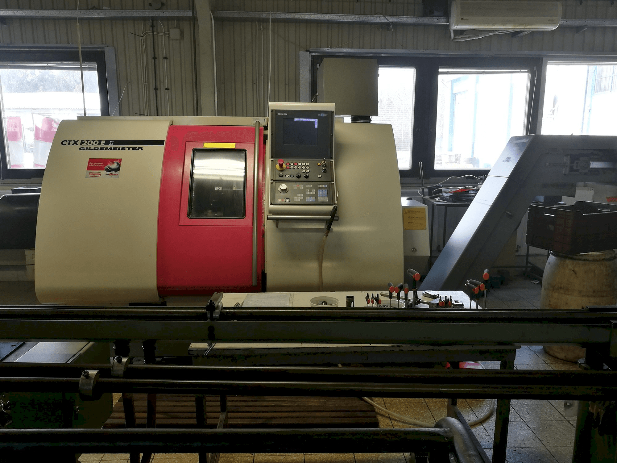 Front view of Gildemeister CTX 200 E machine