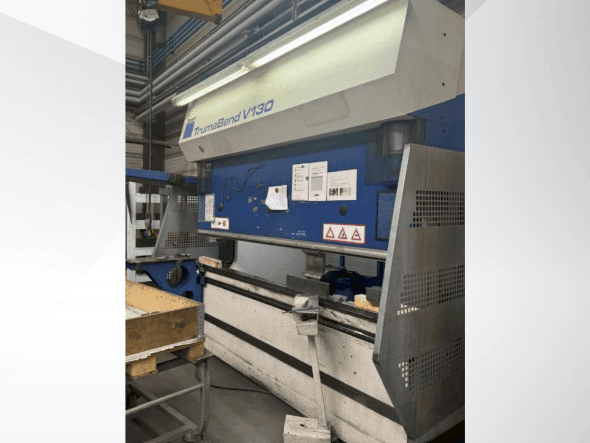 Front view of TRUMPF Trumabend V130 machine