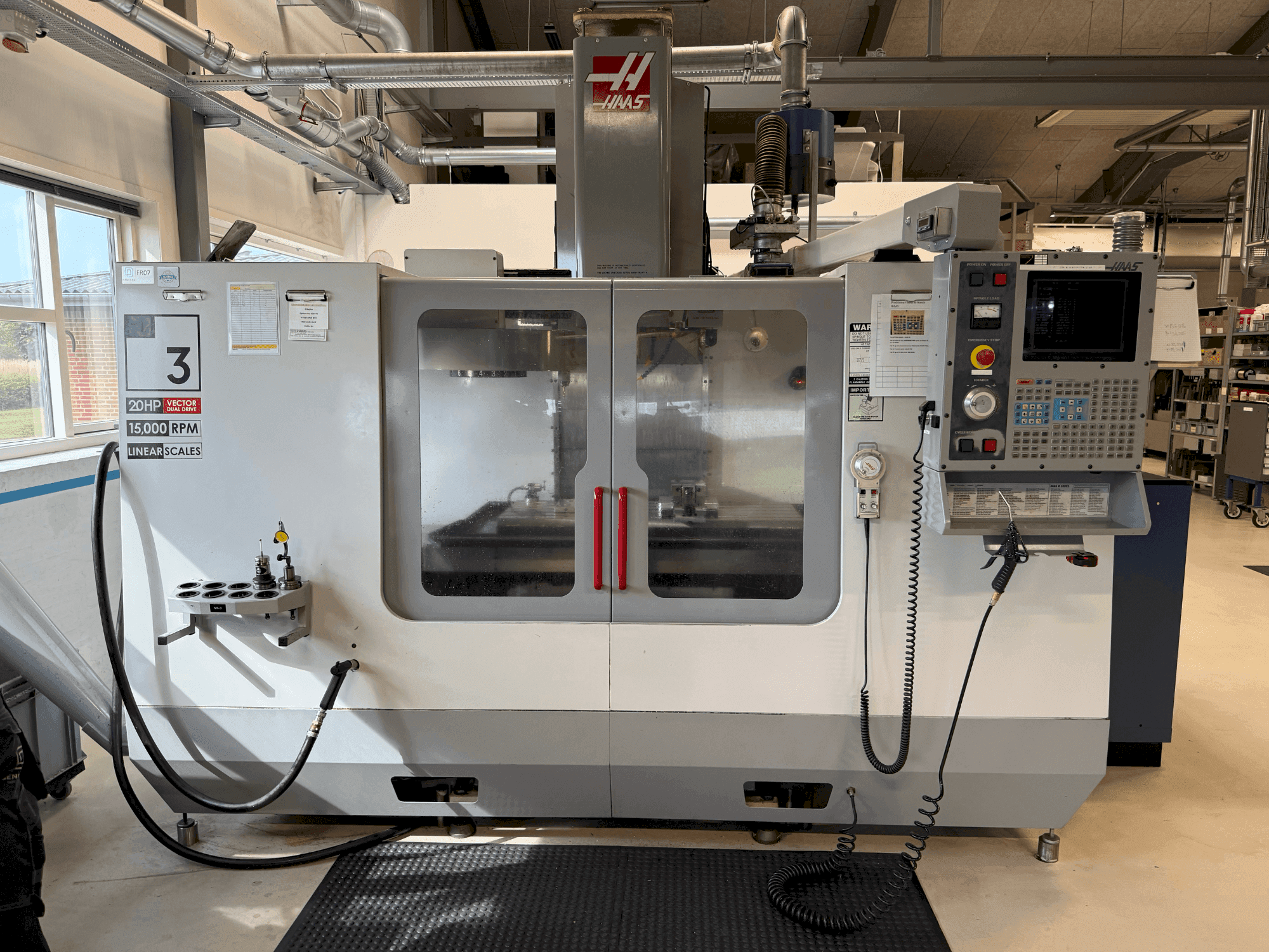 Front view of HAAS VF-3DHE machine
