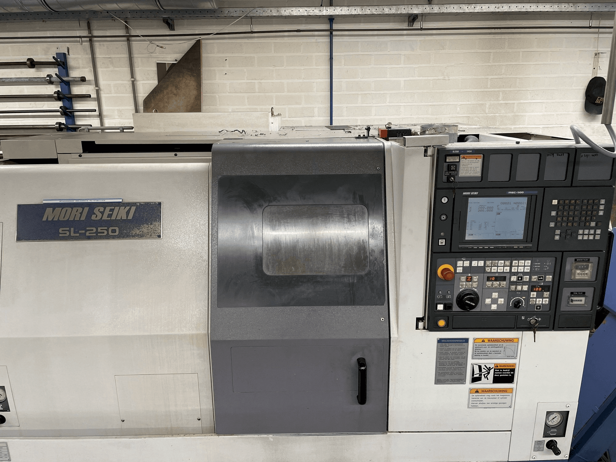 Front view of MORI SEIKI SL-250 machine