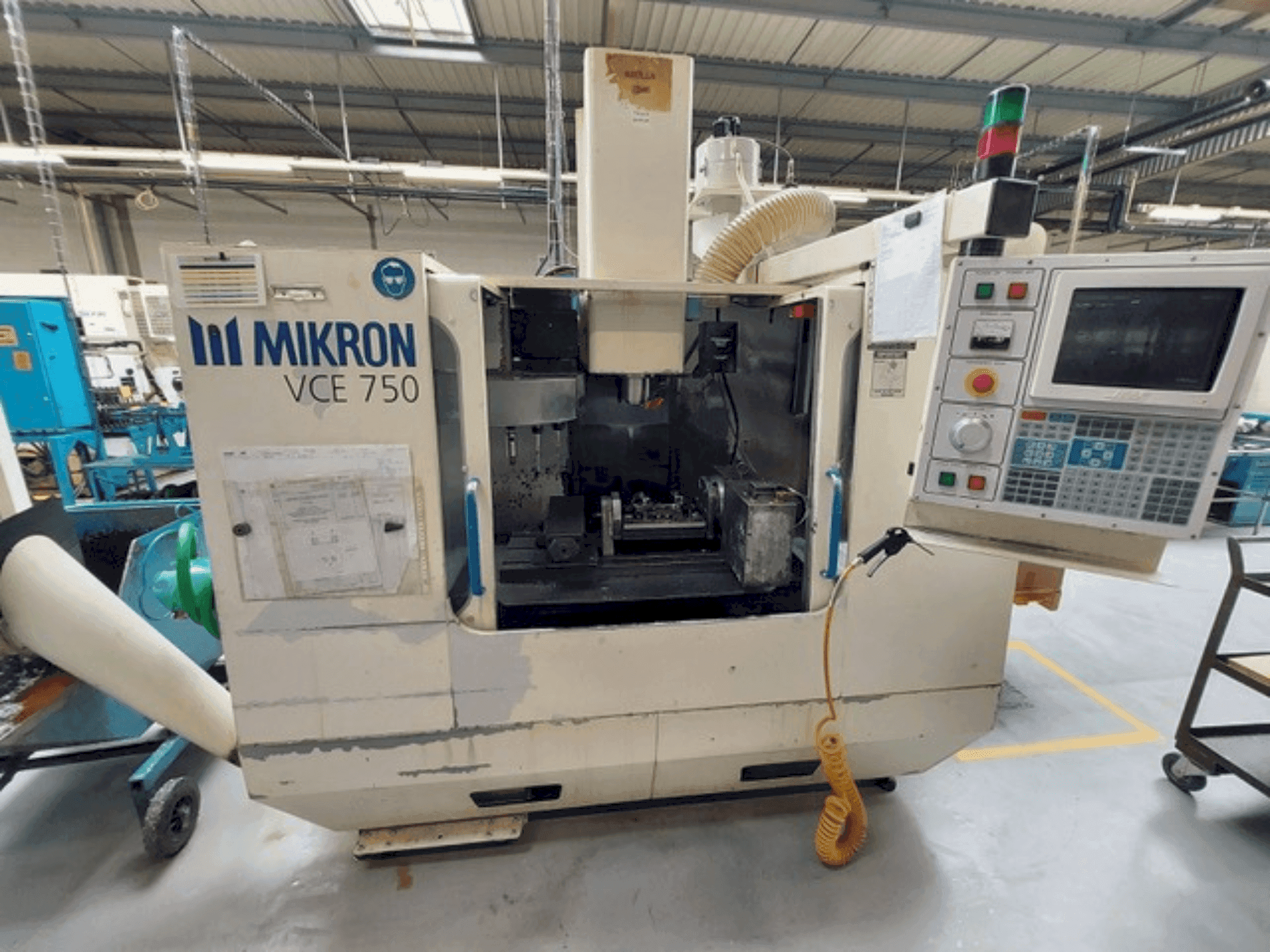 Front view of HAAS MIKRON VCE 750 machine